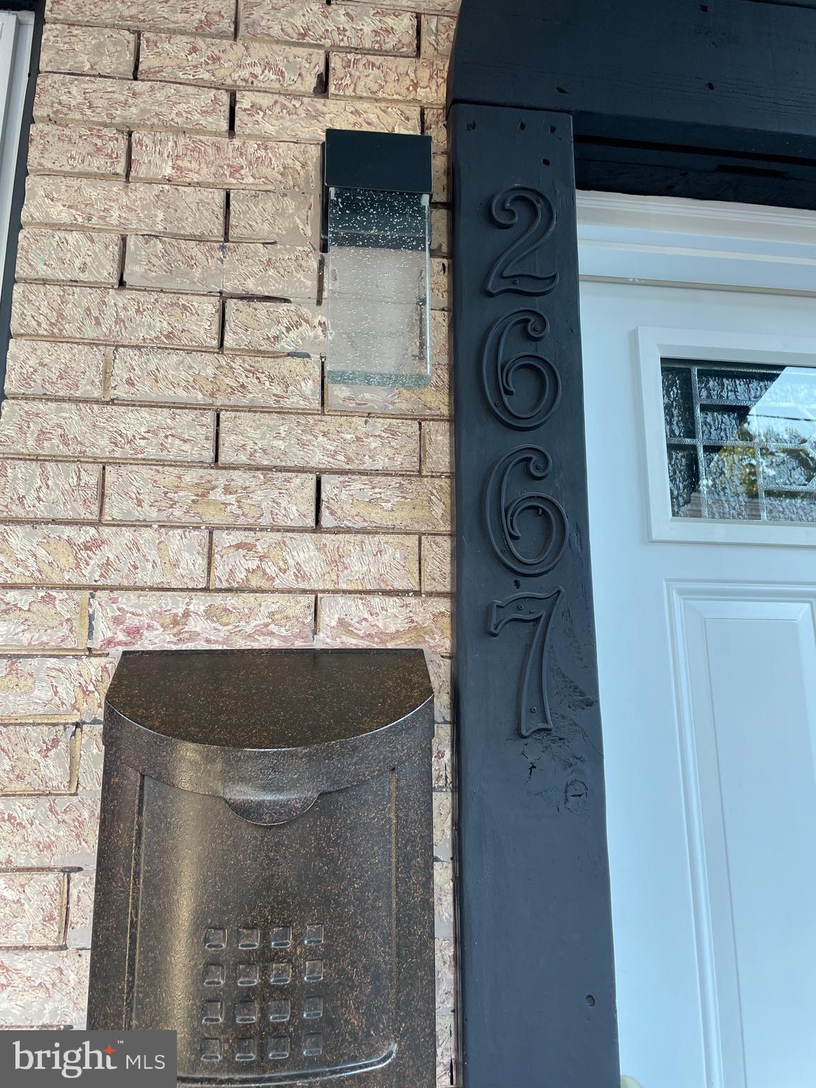 EAST FALLS - Residential