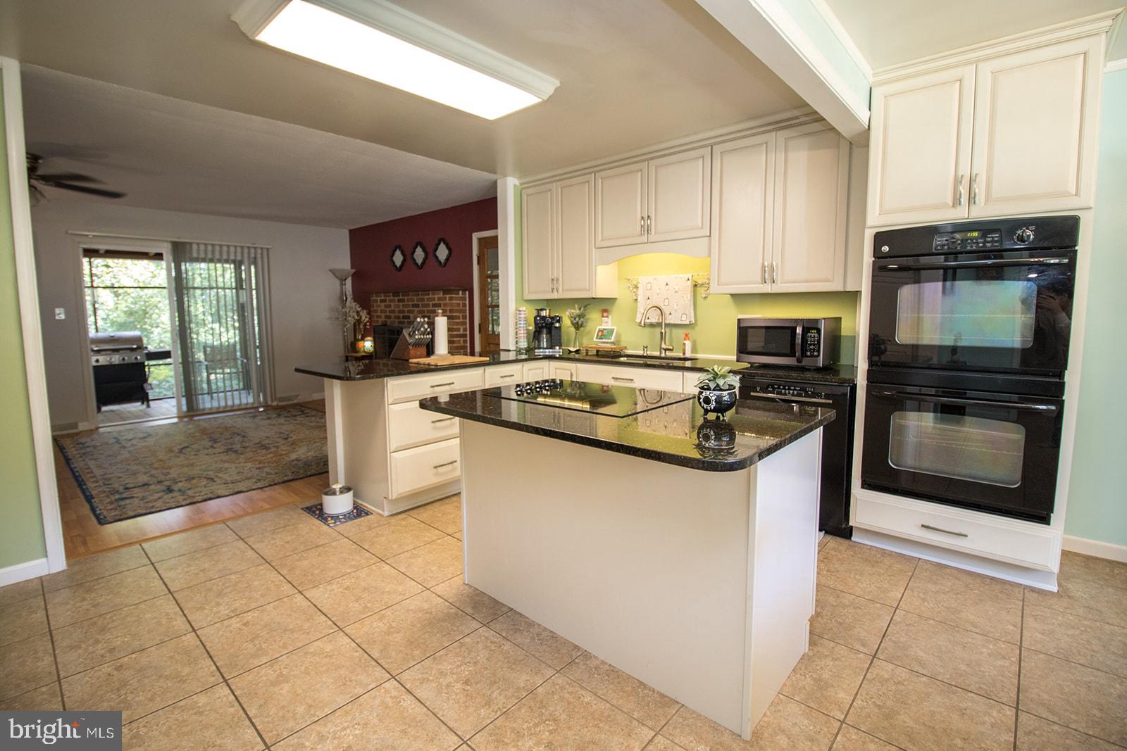 CEDAR COVE - Residential