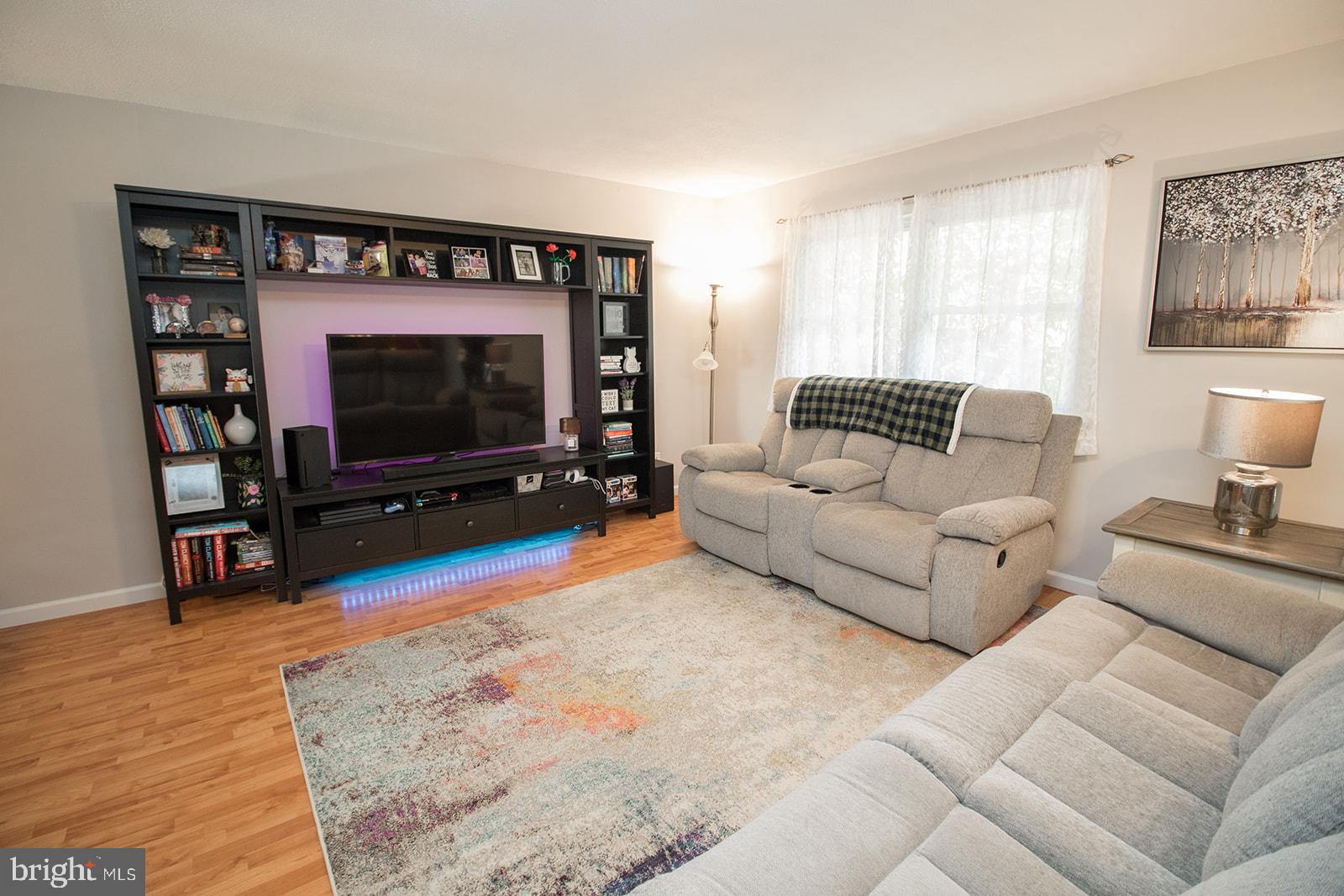 CEDAR COVE - Residential