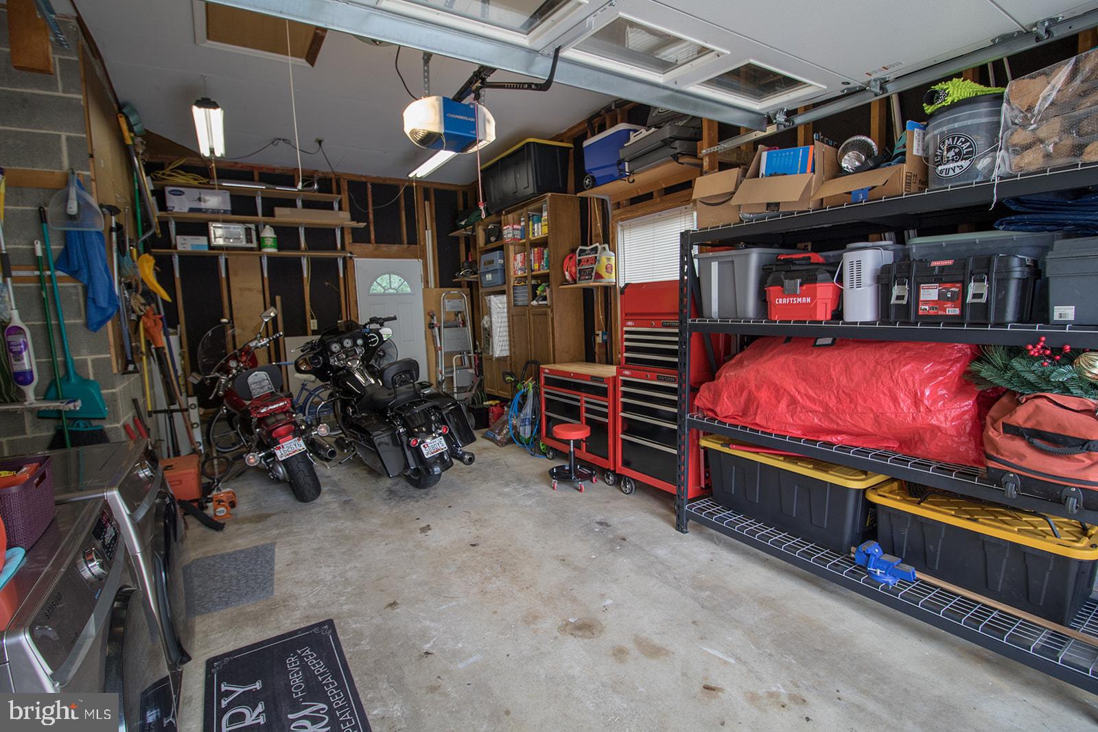 CEDAR COVE - Residential