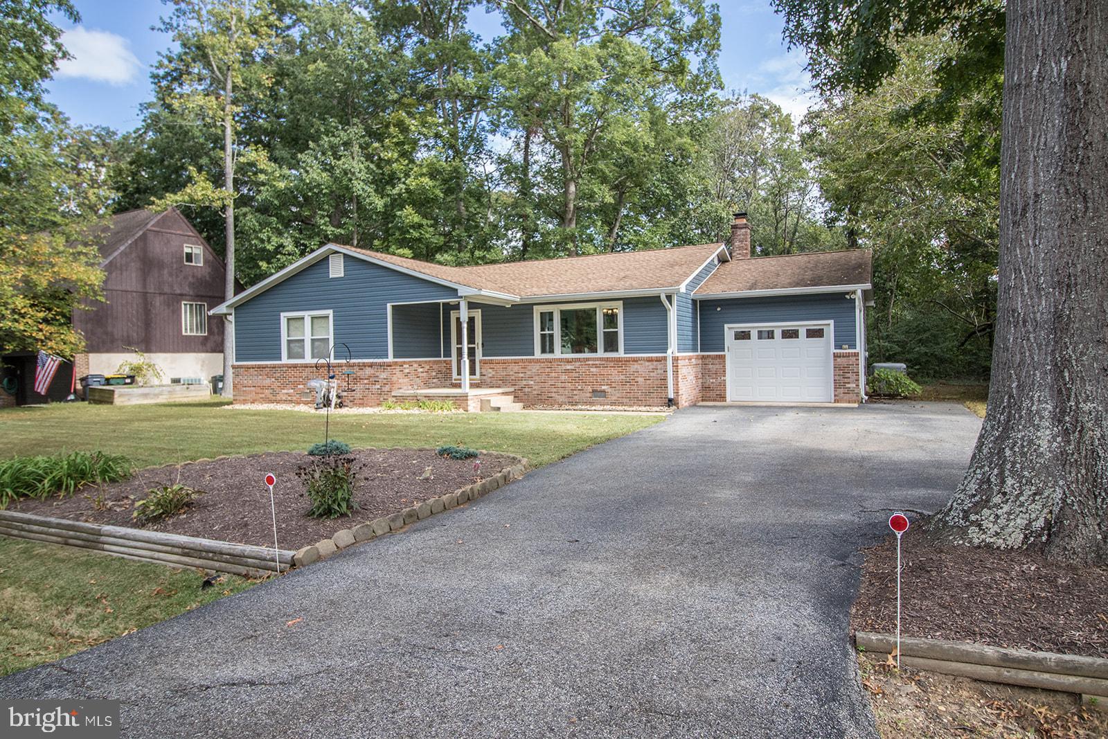 CEDAR COVE - Residential