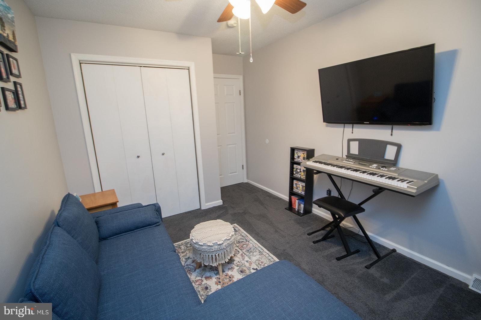 CEDAR COVE - Residential