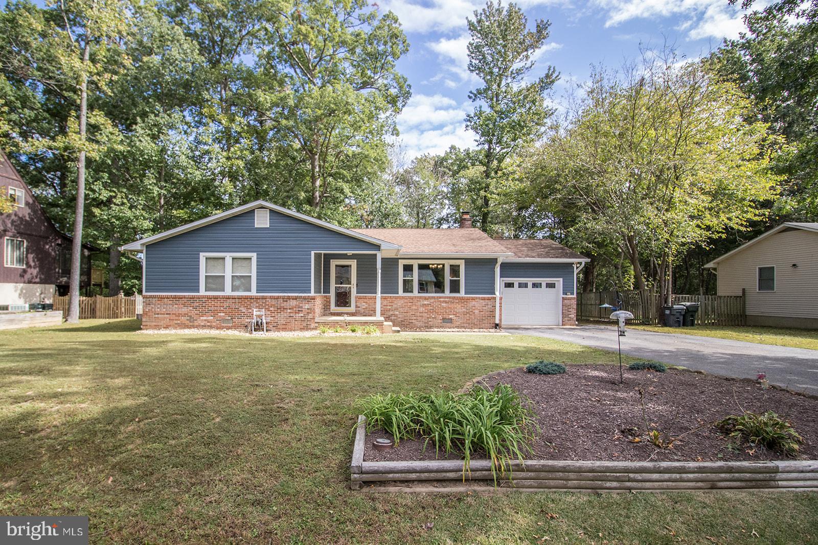 CEDAR COVE - Residential