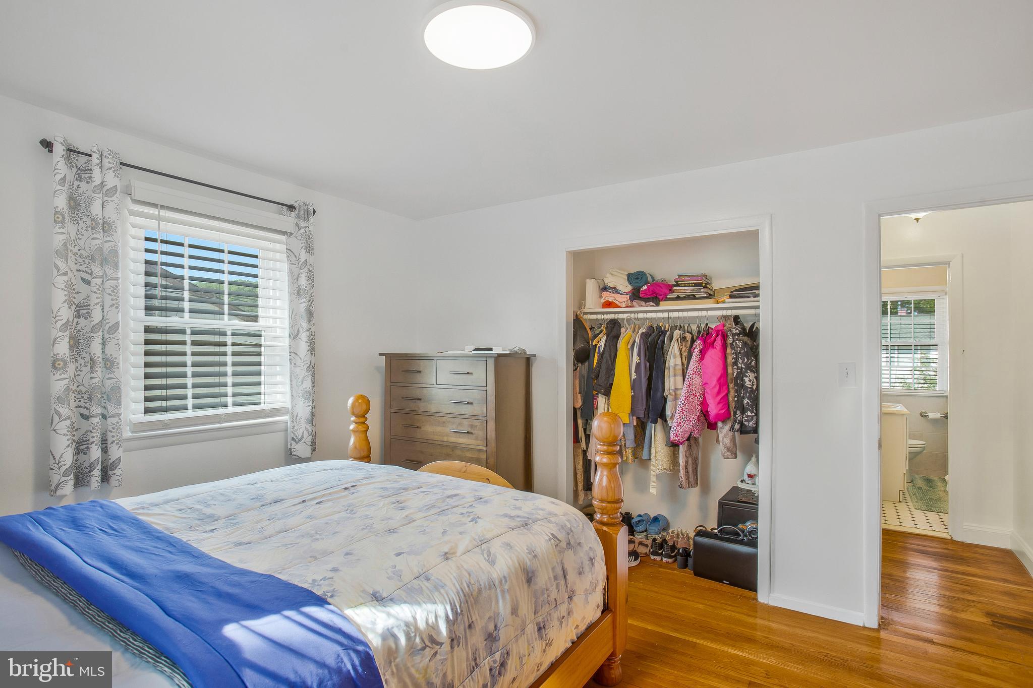 LANHAM WOODS - Residential