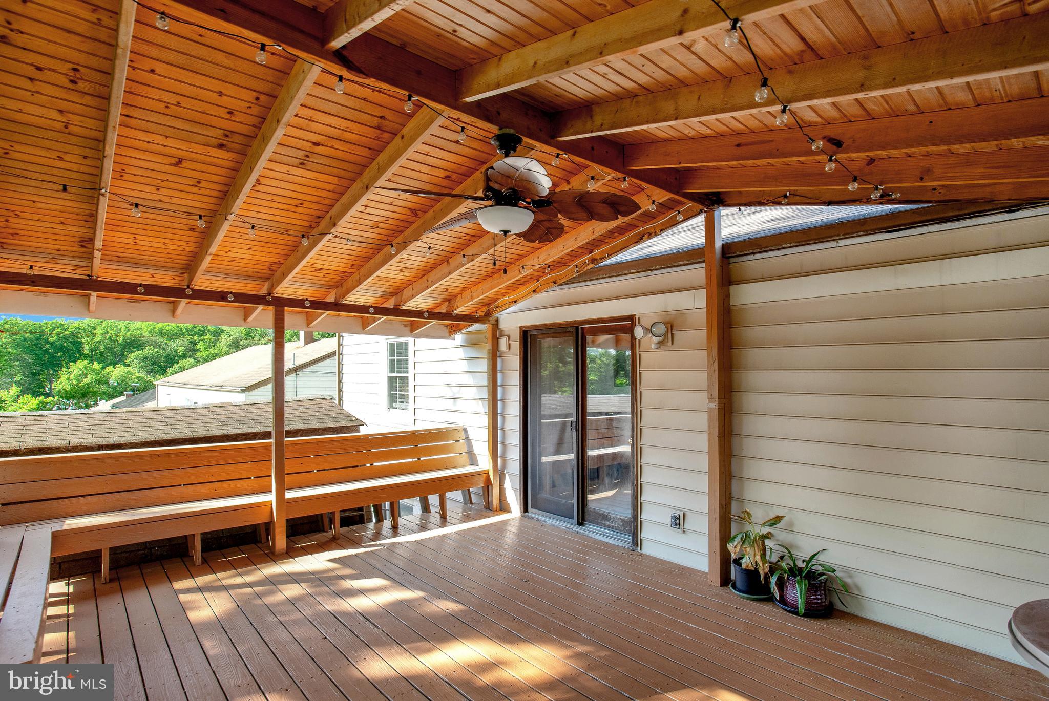 LANHAM WOODS - Residential