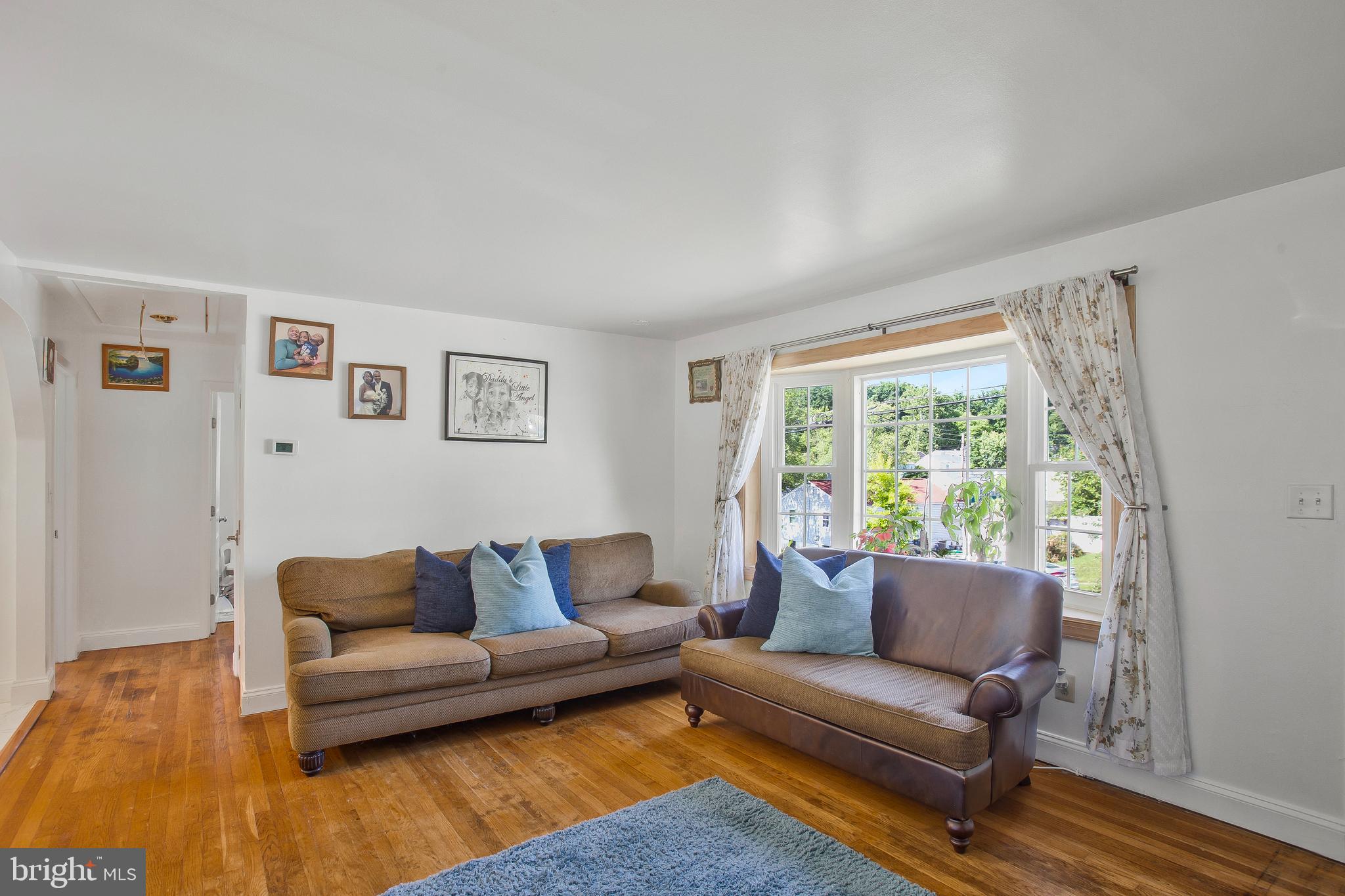 LANHAM WOODS - Residential