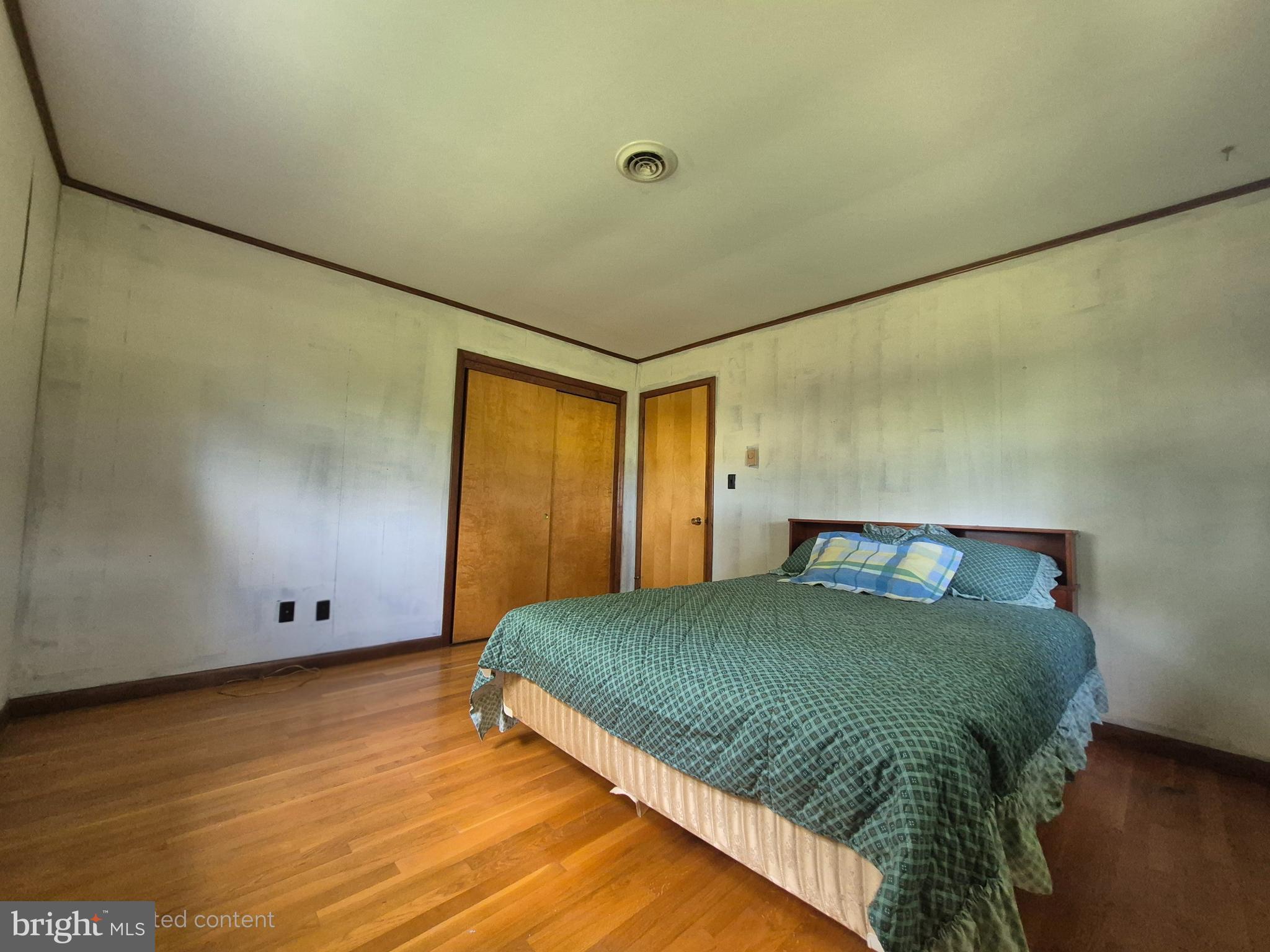 CEDAR CREEK - Residential