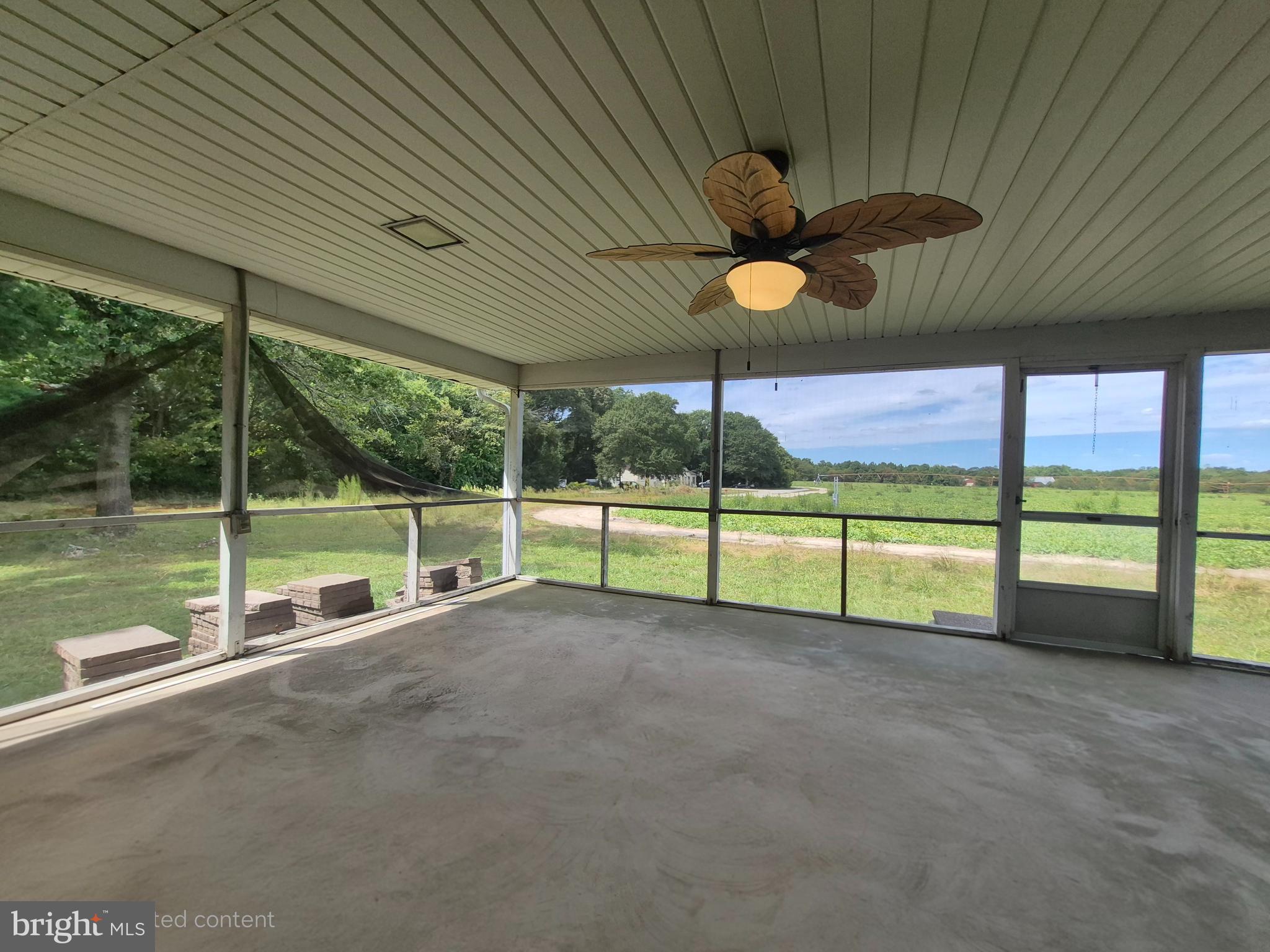 CEDAR CREEK - Residential