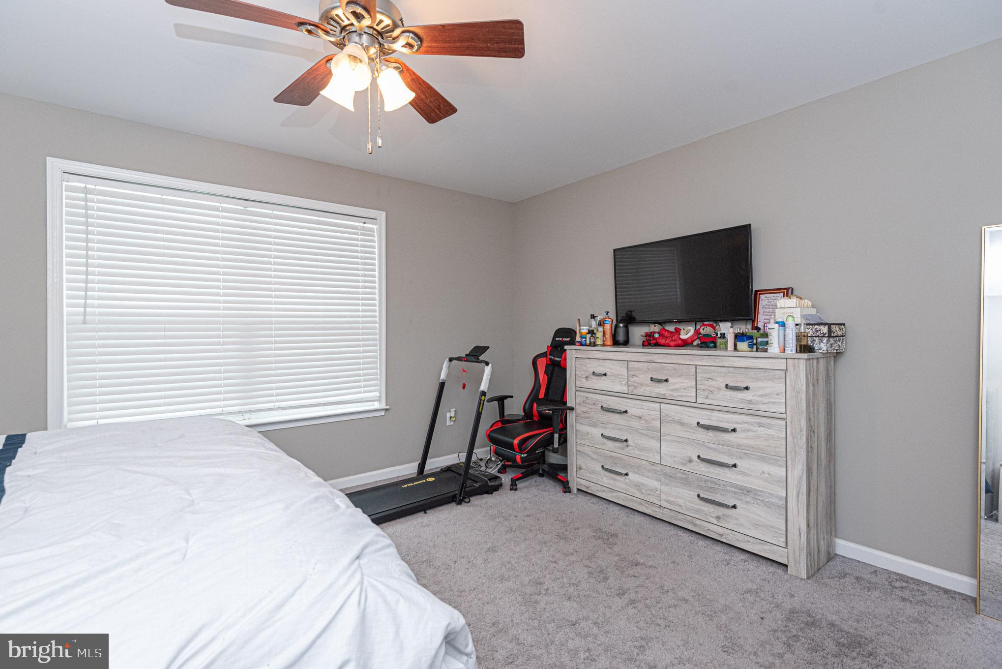 HERON PONDS - Residential