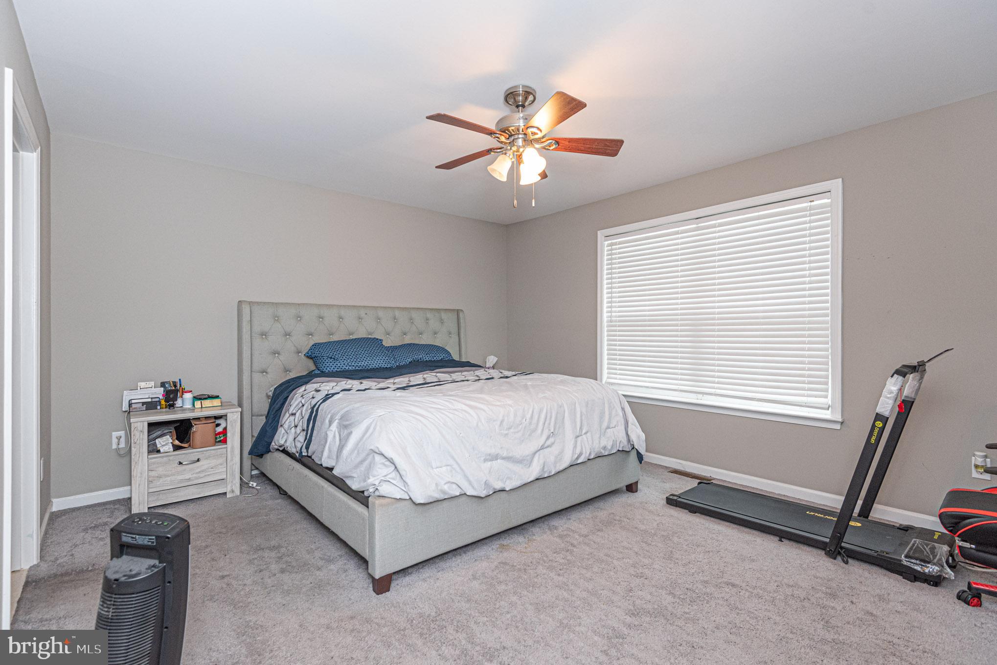 HERON PONDS - Residential