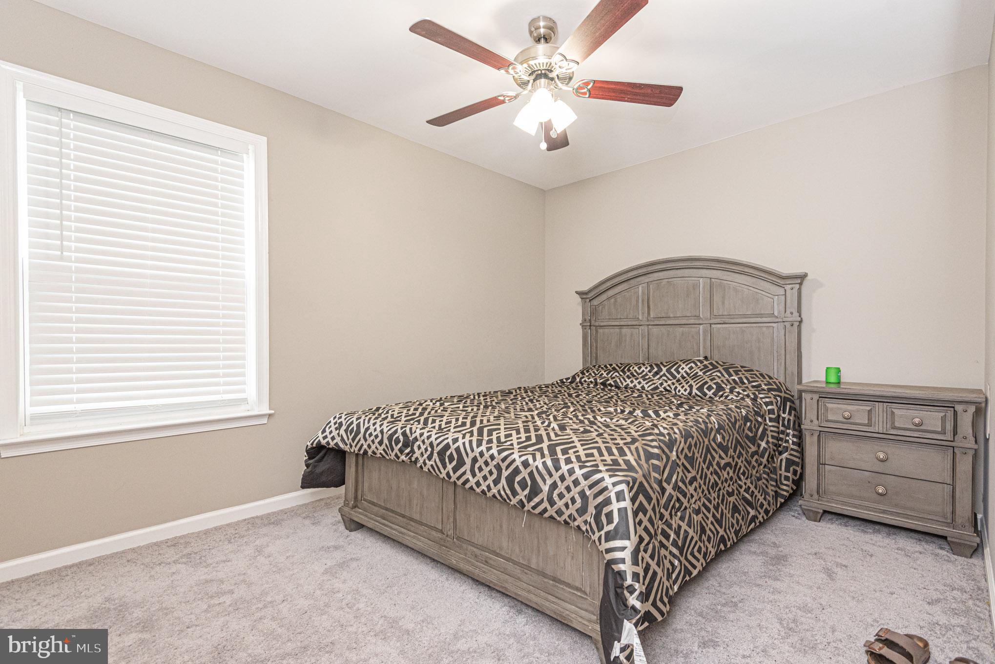 HERON PONDS - Residential