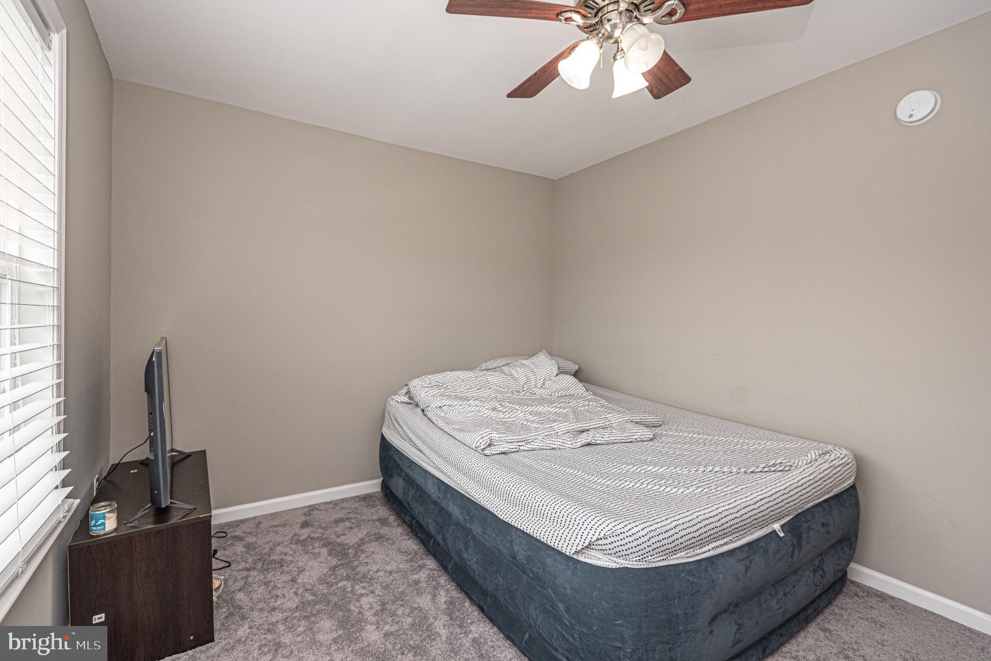 HERON PONDS - Residential