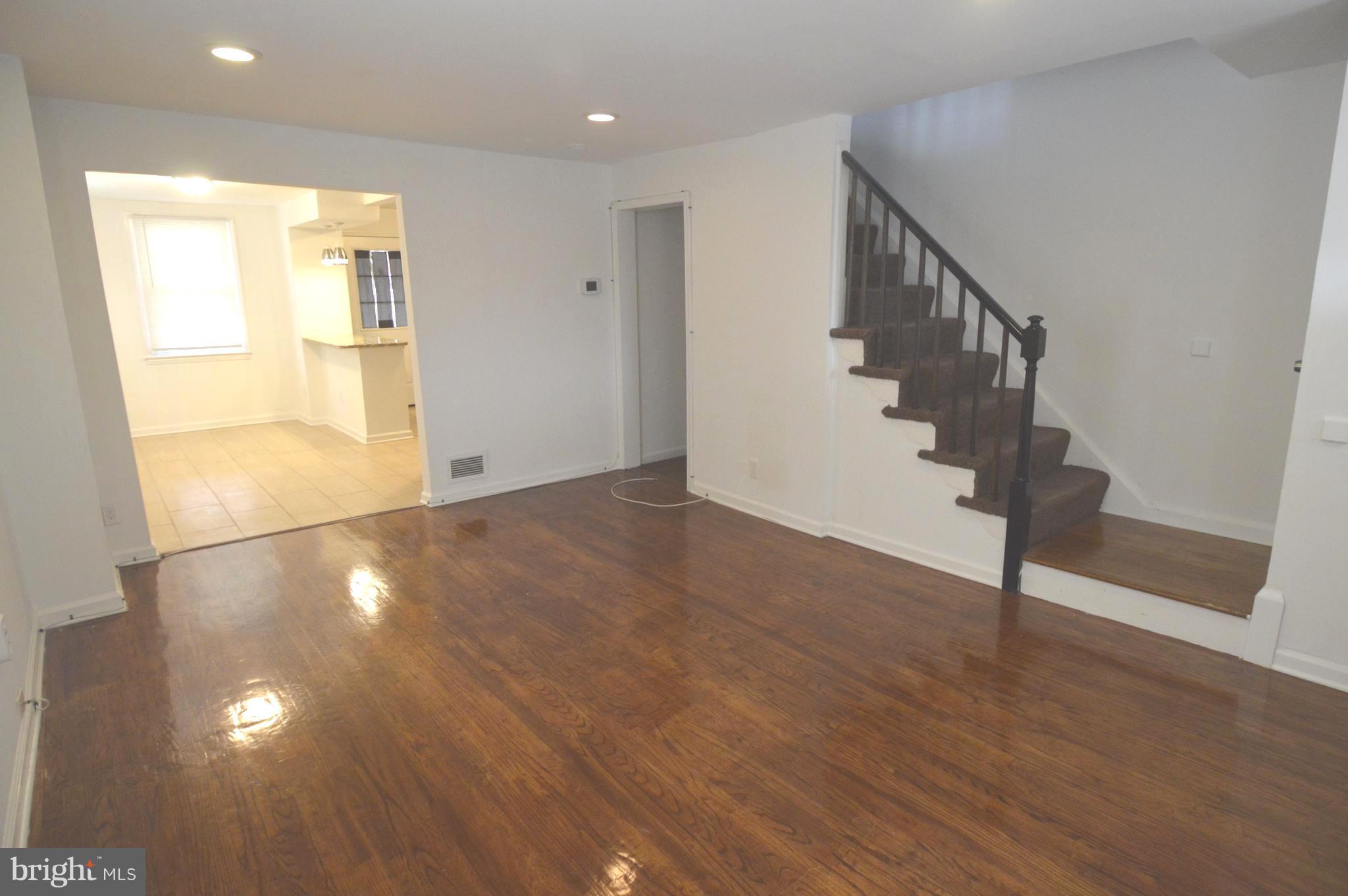 BEVERLY HILLS - Residential