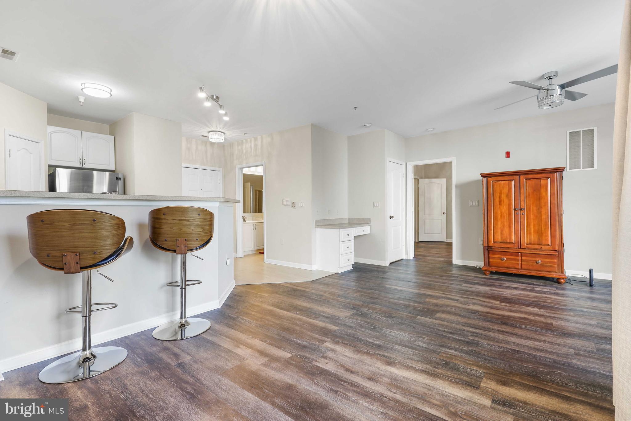 HIGH VIEW AT HUNT VALLEY - Residential