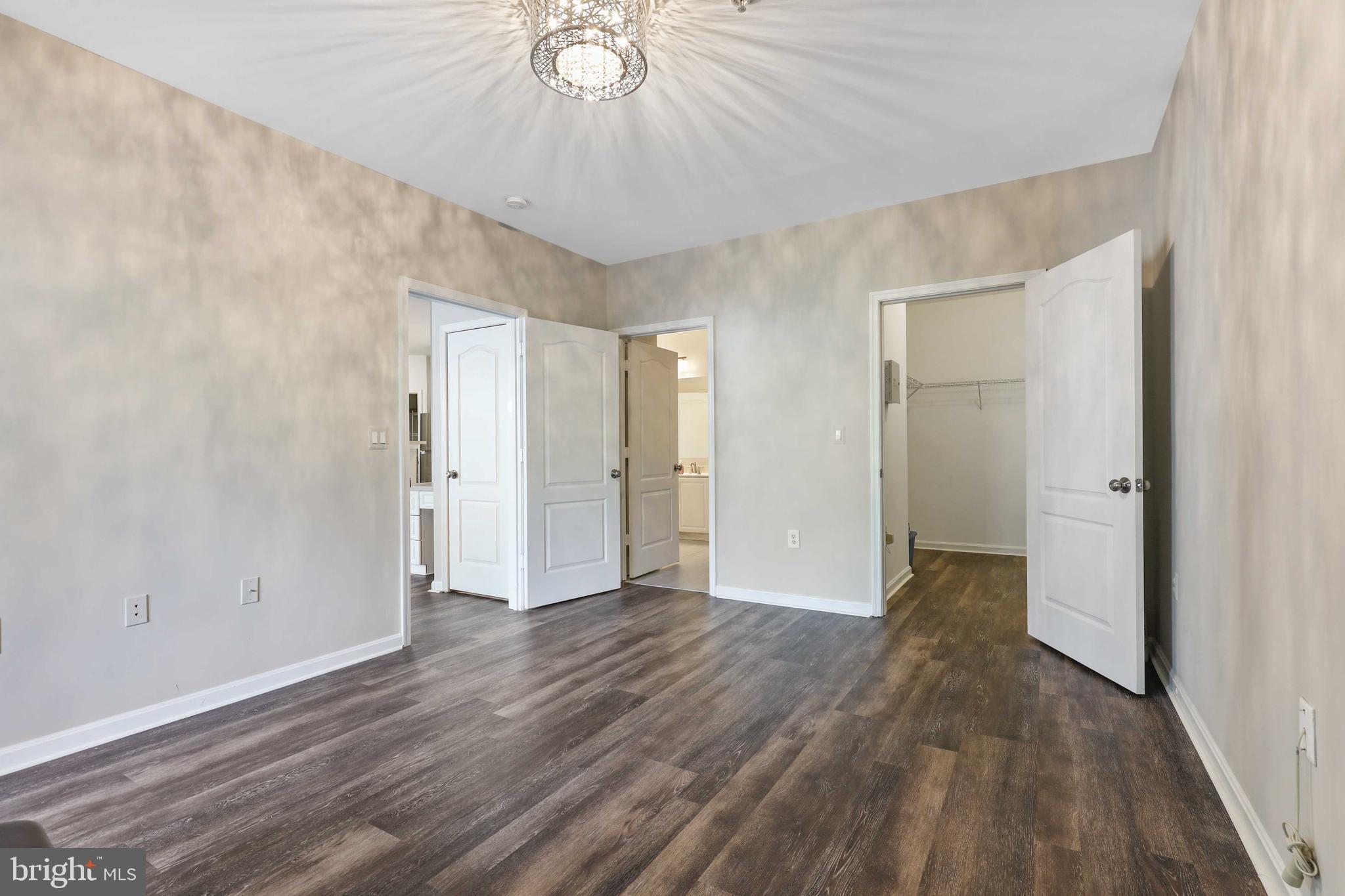 HIGH VIEW AT HUNT VALLEY - Residential