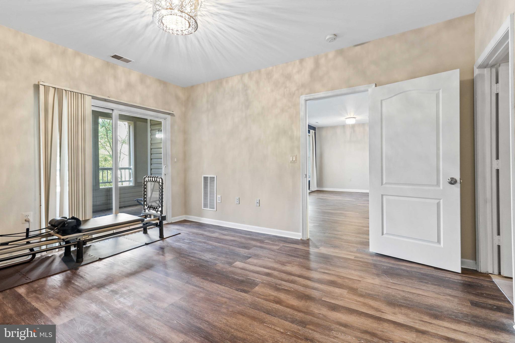 HIGH VIEW AT HUNT VALLEY - Residential