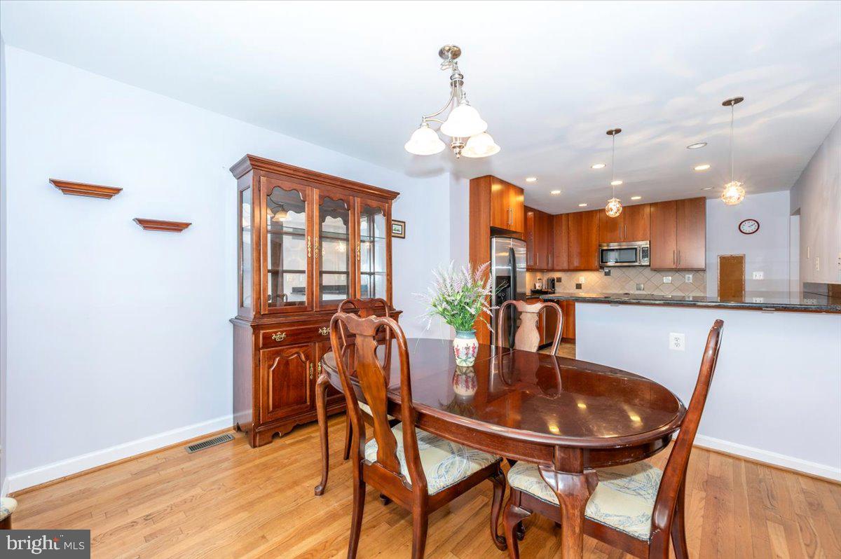 MANOR VILLAGE - Residential