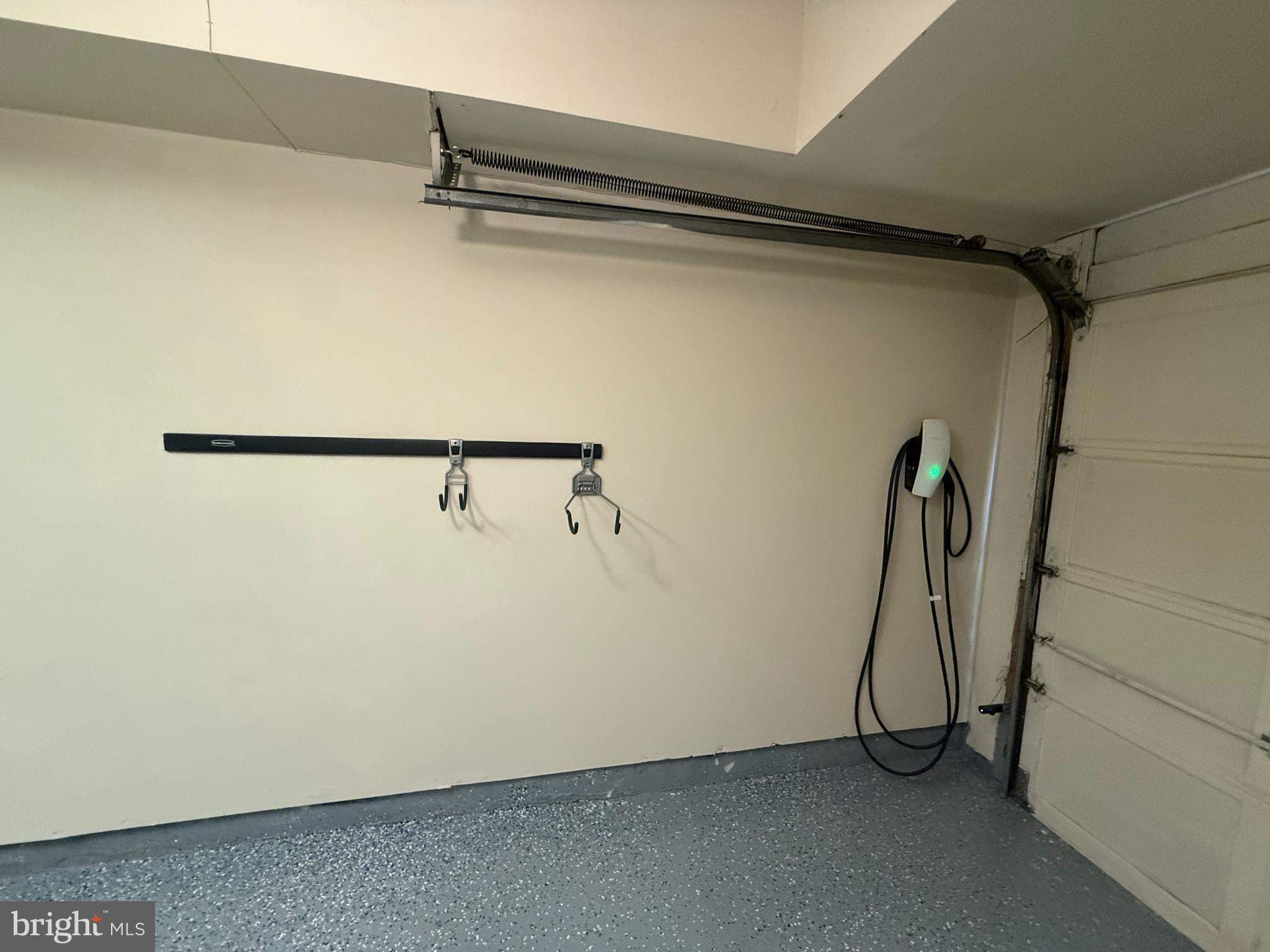 MANOR VILLAGE - Residential