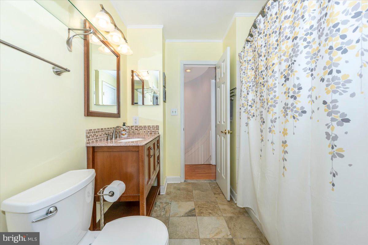 MANOR VILLAGE - Residential