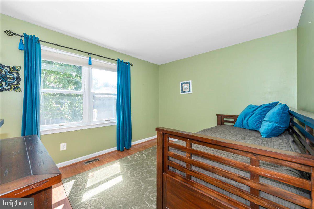 MANOR VILLAGE - Residential