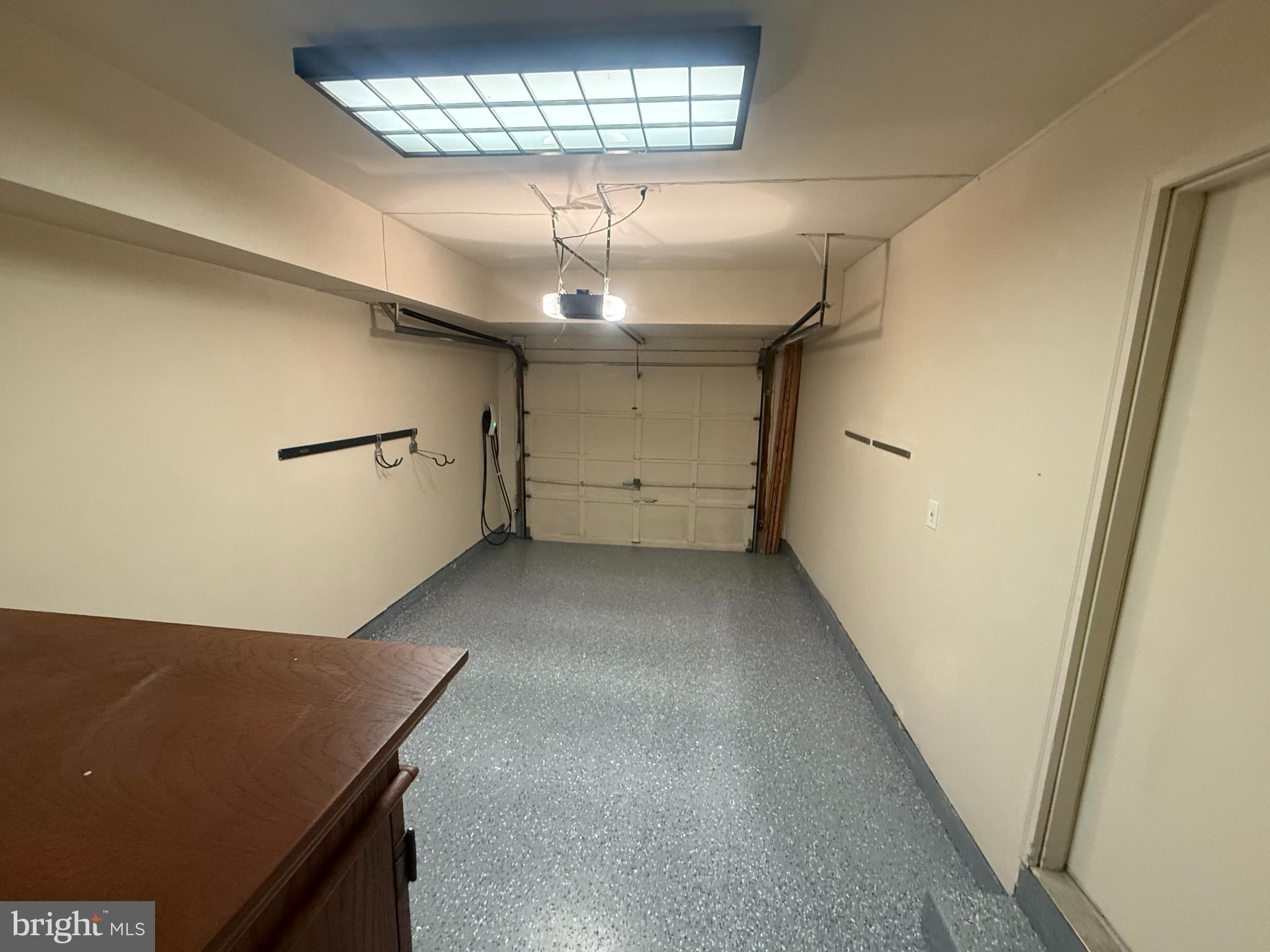 MANOR VILLAGE - Residential