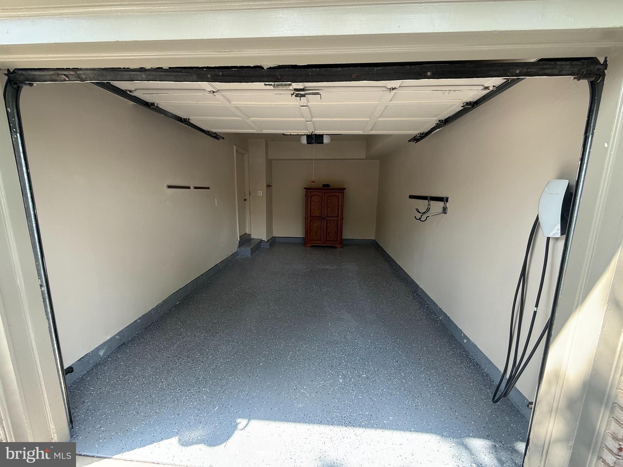 MANOR VILLAGE - Residential