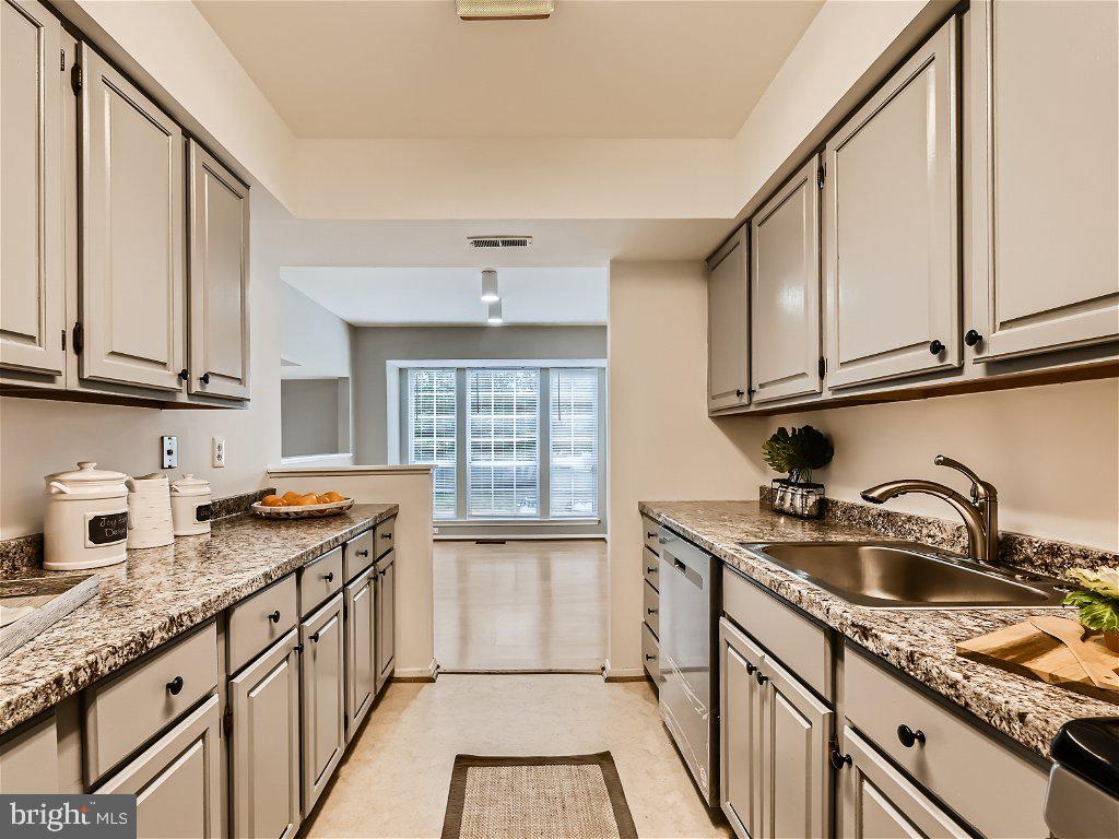 WOODLAND VILLAGE - Residential