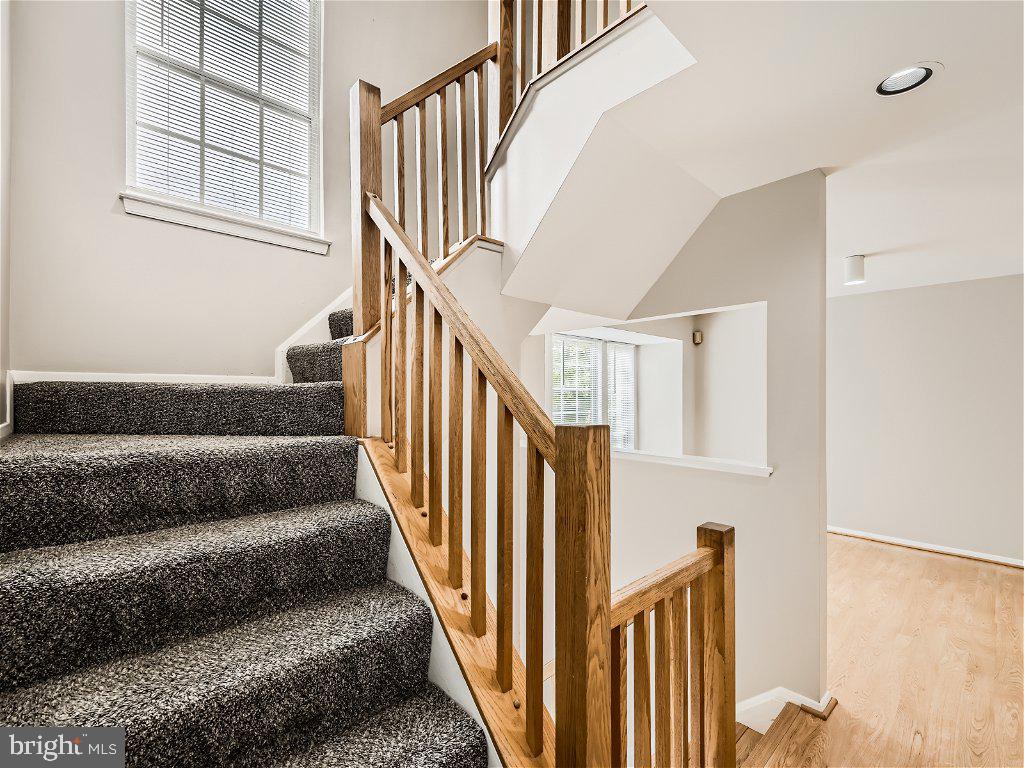 WOODLAND VILLAGE - Residential