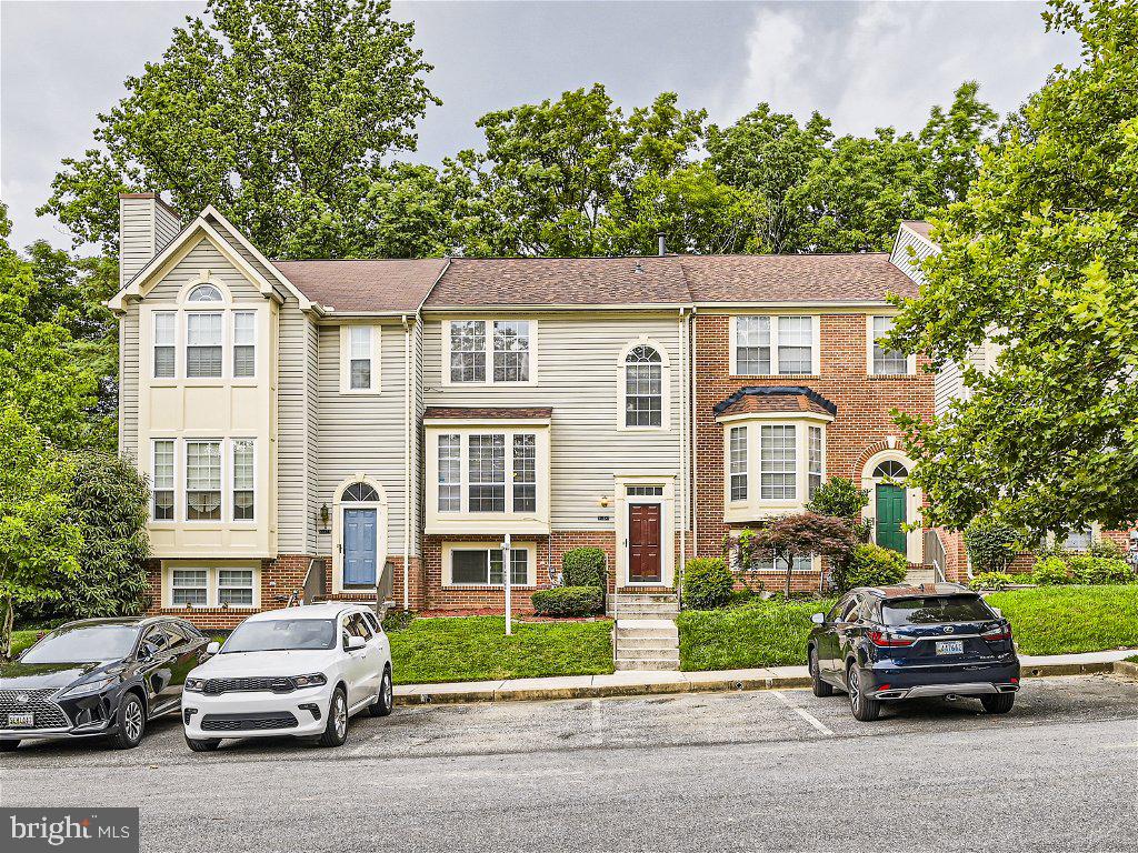 WOODLAND VILLAGE - Residential