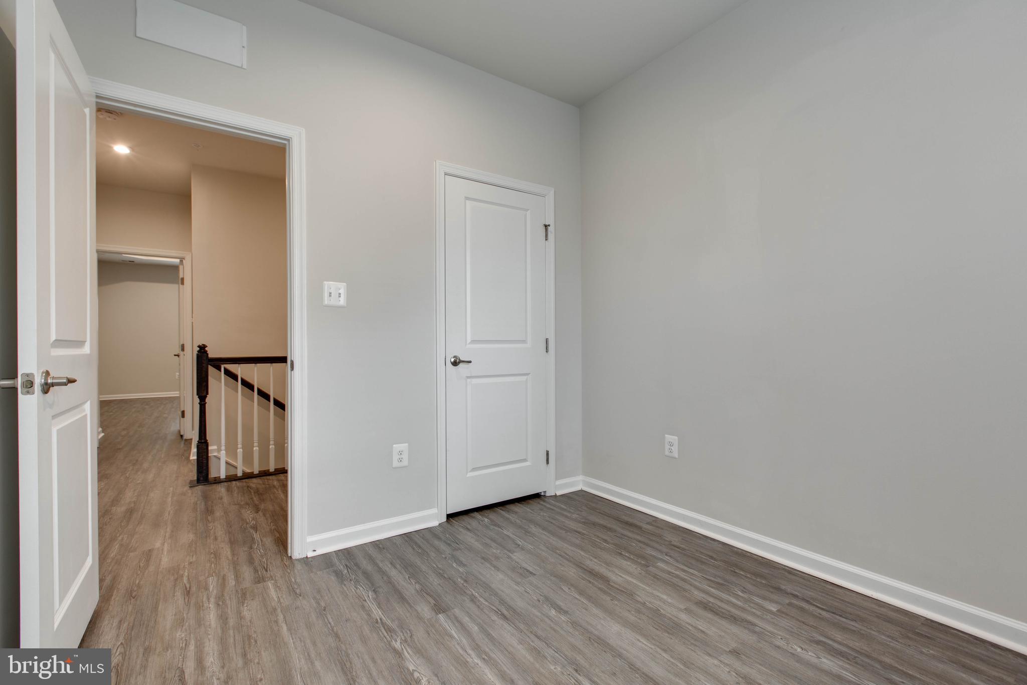 PARKSIDE - Residential Lease