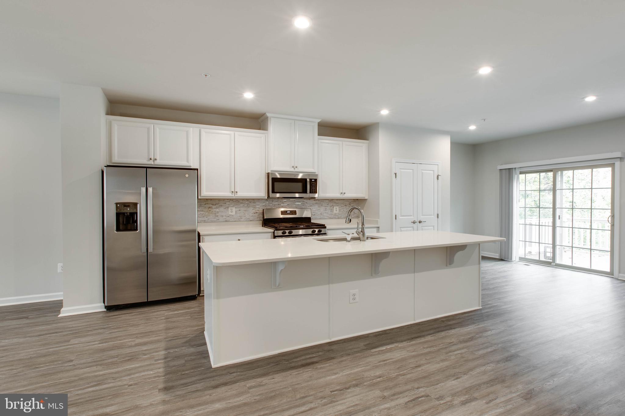 PARKSIDE - Residential Lease