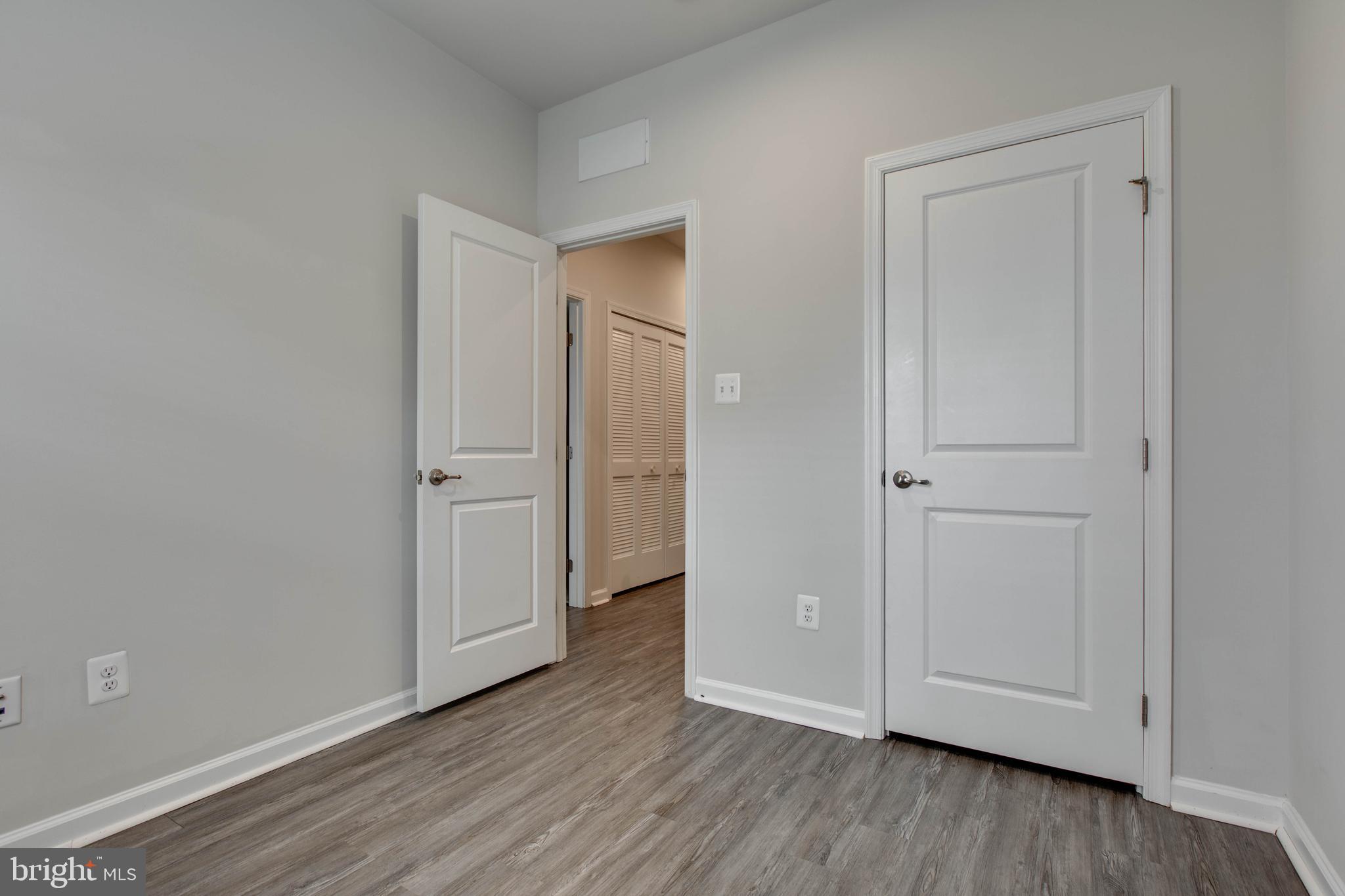 PARKSIDE - Residential Lease