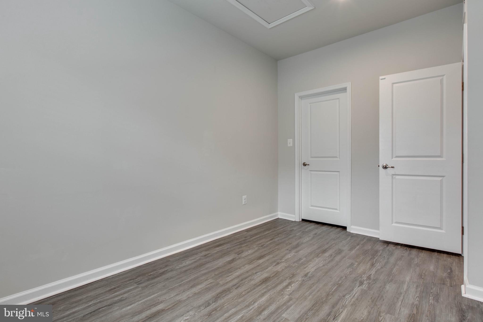 PARKSIDE - Residential Lease