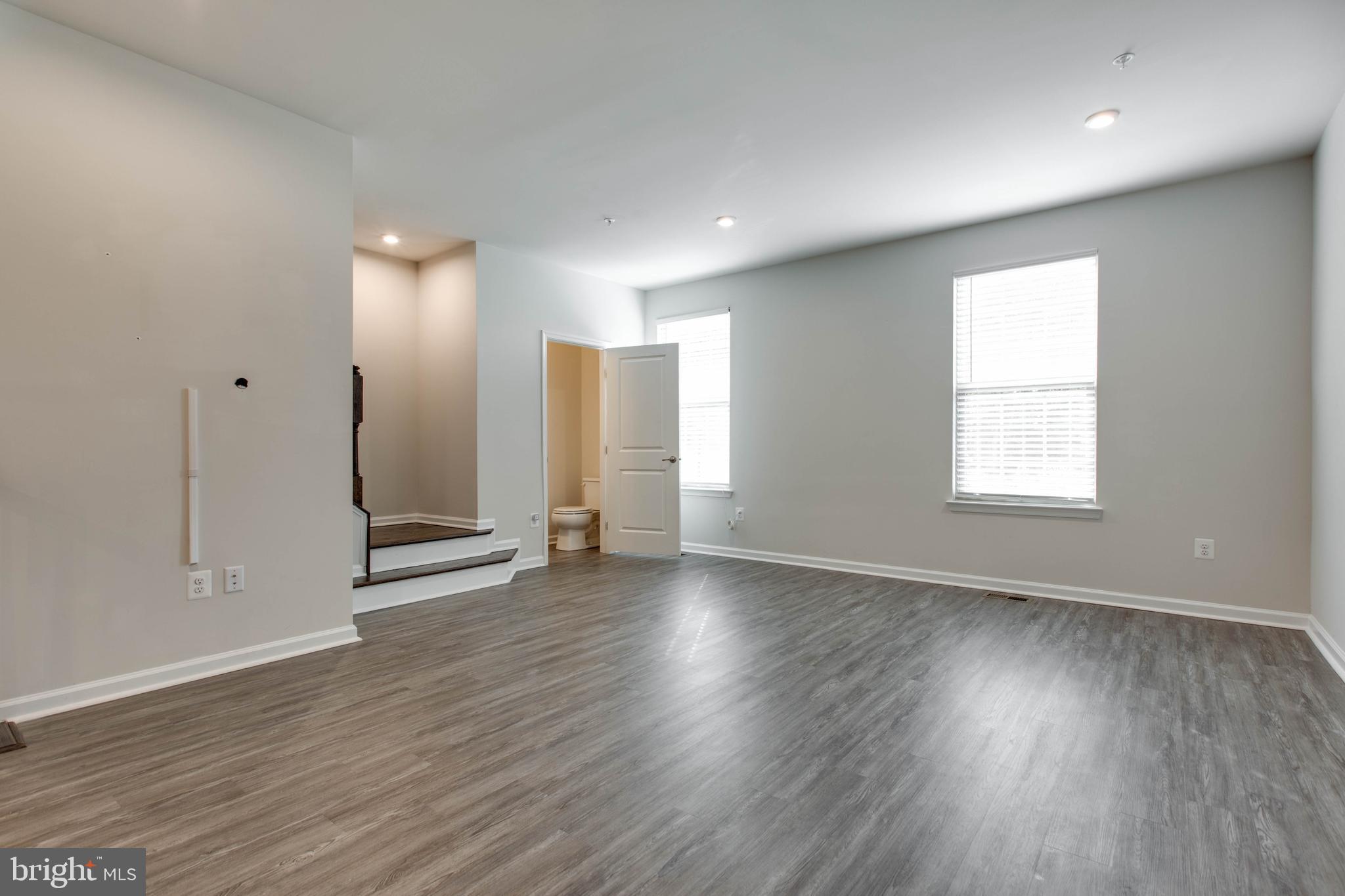 PARKSIDE - Residential Lease