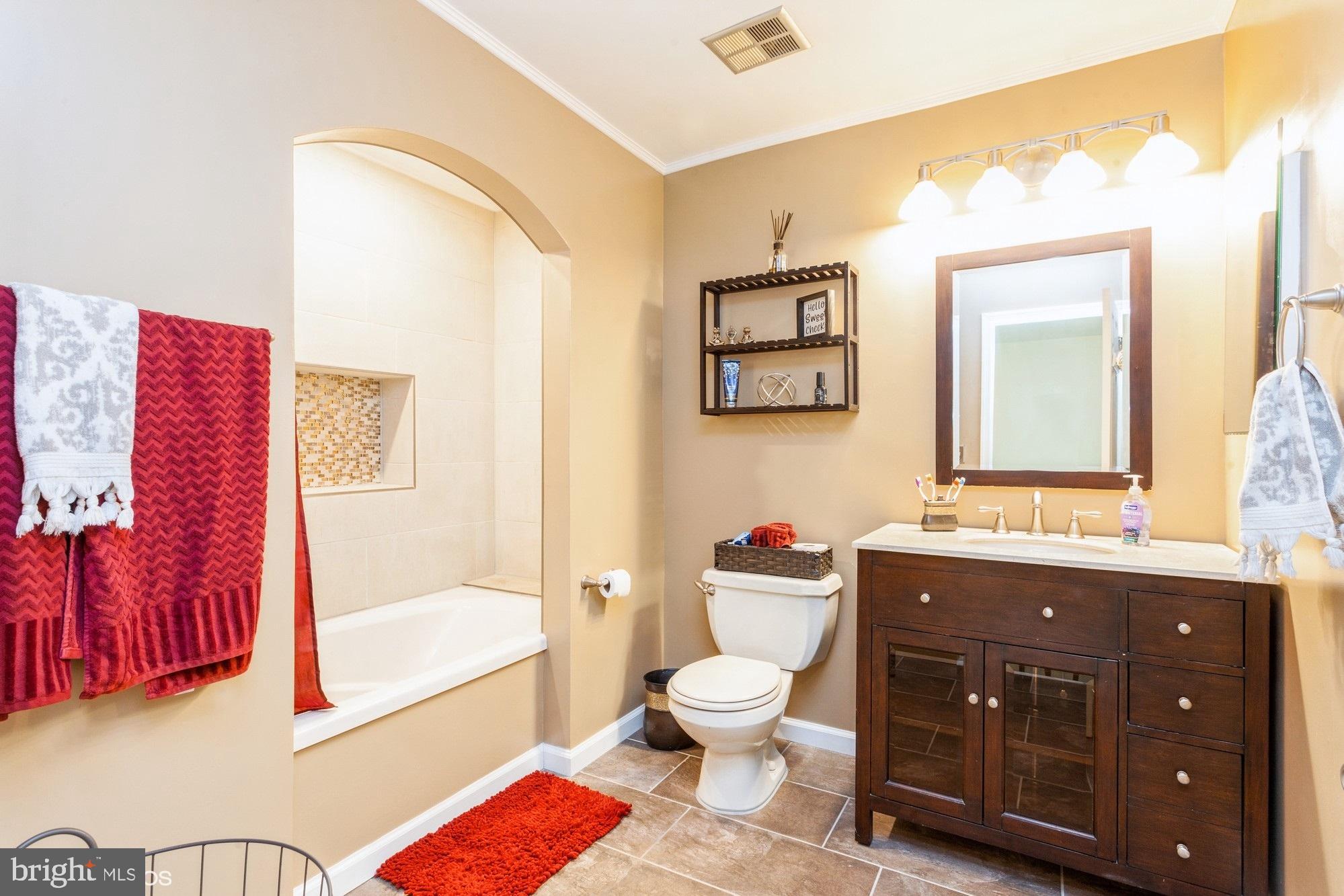 WHITE OAK - Residential