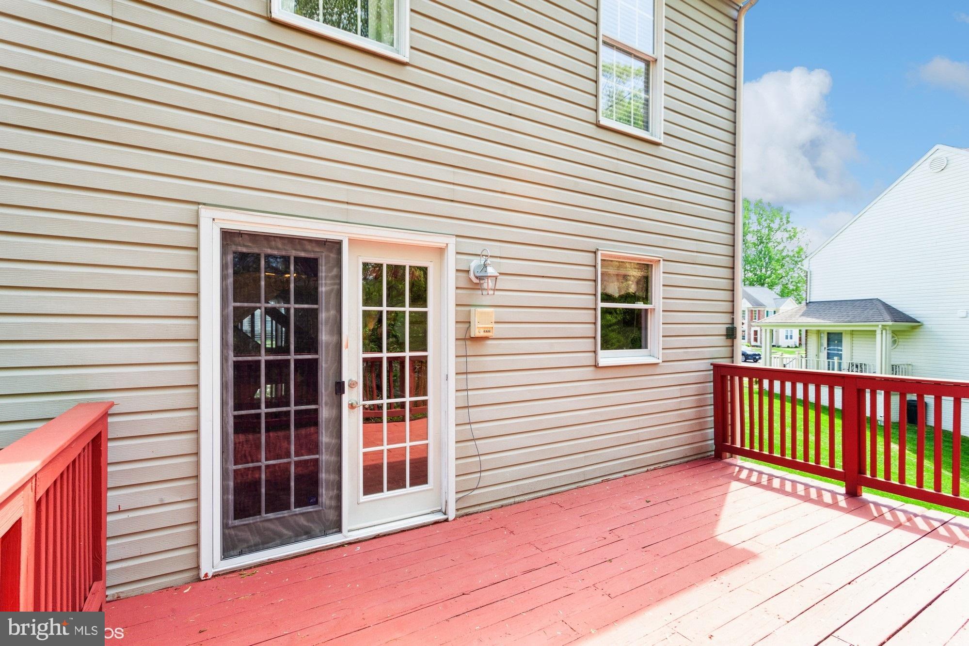 WHITE OAK - Residential