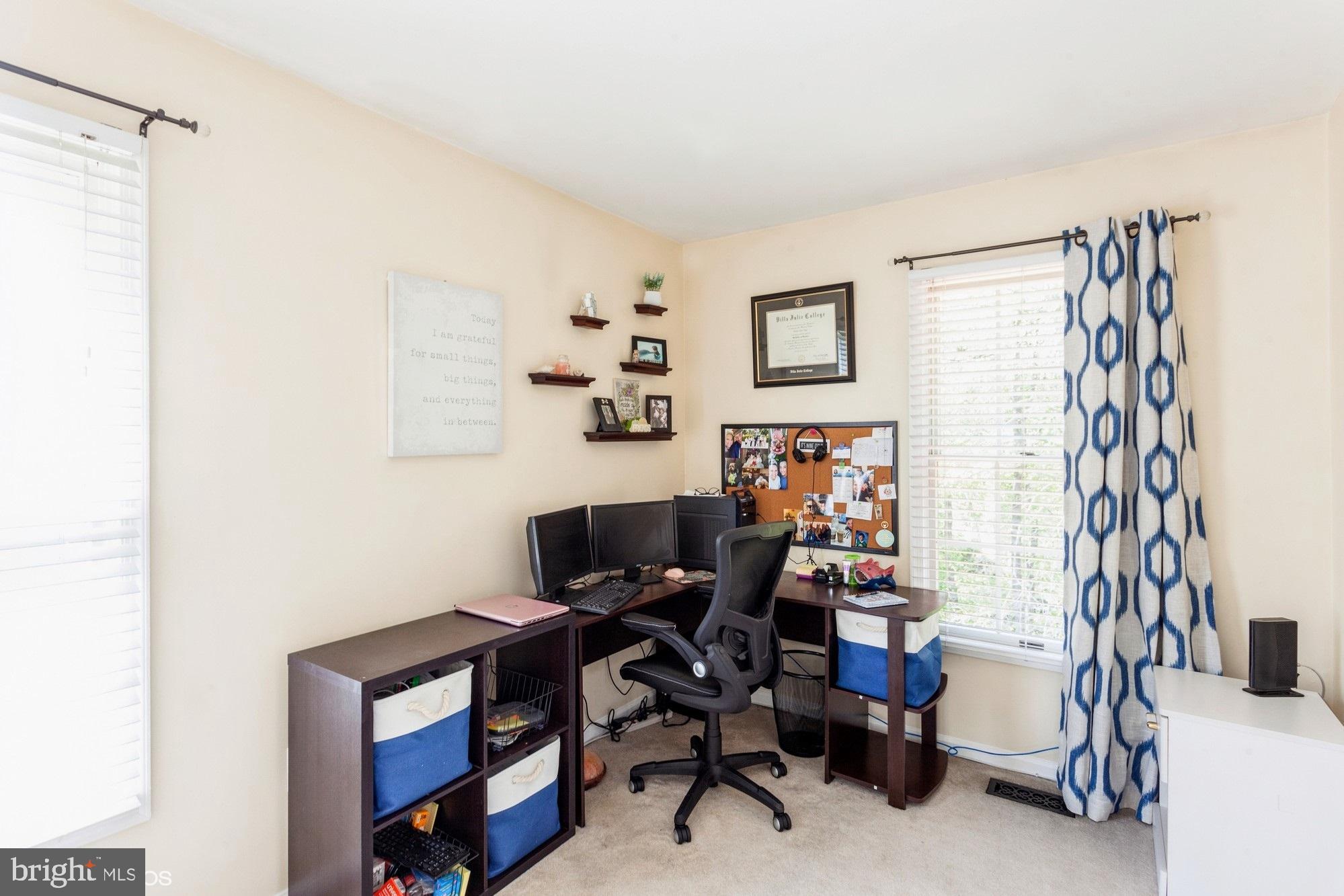 WHITE OAK - Residential