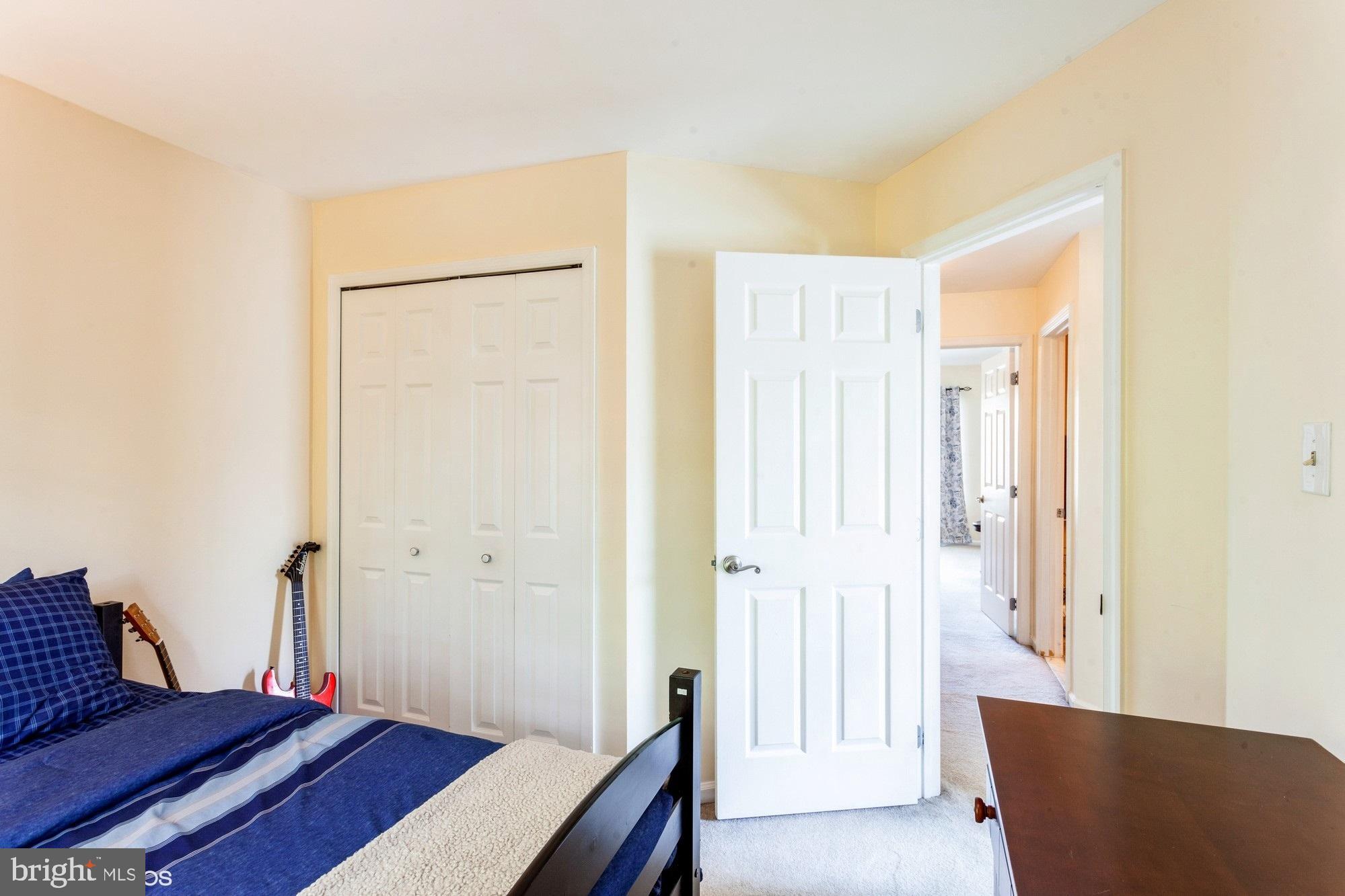 WHITE OAK - Residential