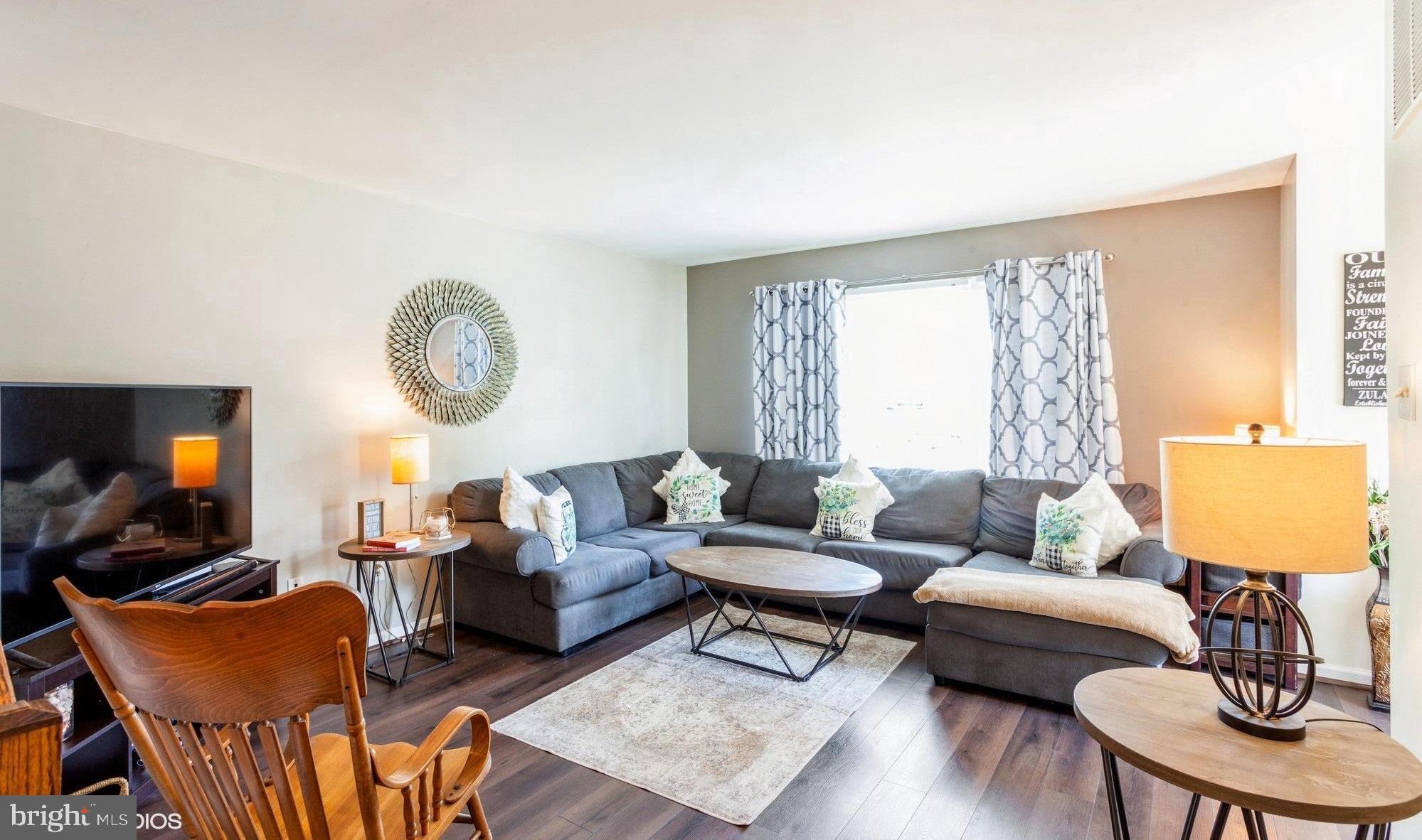 WHITE OAK - Residential