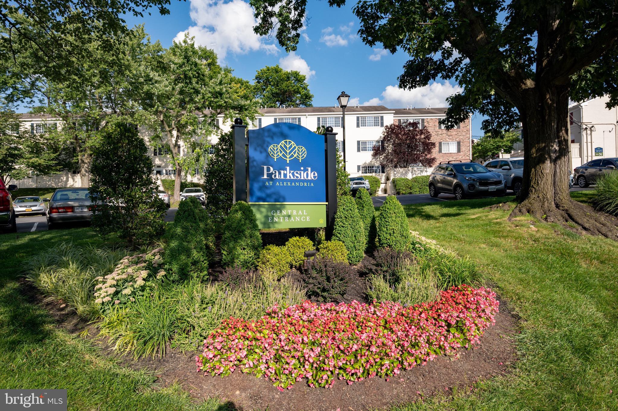 PARKSIDE AT ALEXANDRIA - Residential