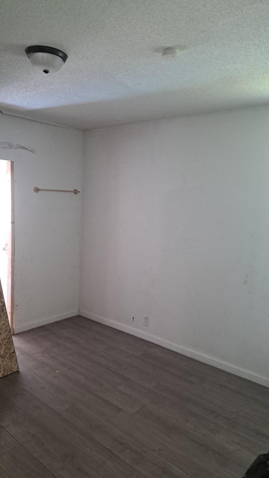 939 W 3RD STREET