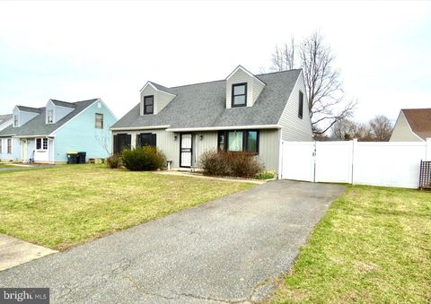 Homes For Sale - 5 Acapella Court<br/> New Castle County, NEWARK, DE 19713