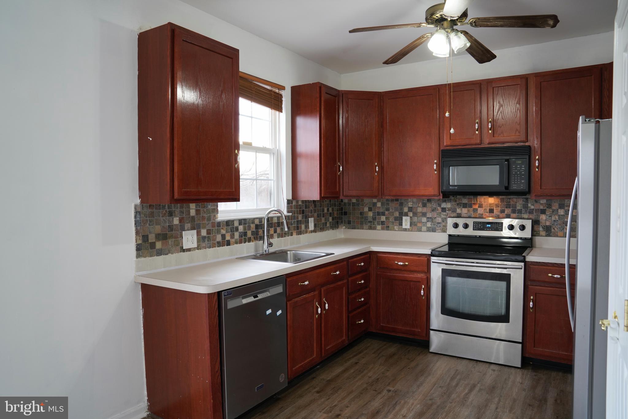 STEEPLE CHASE - Residential Lease