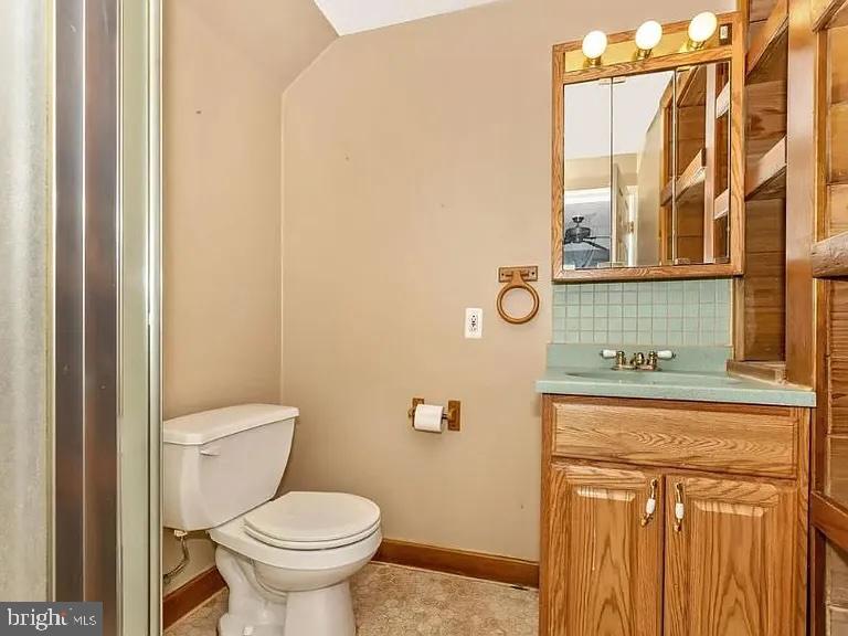 STEEPLE CHASE - Residential Lease