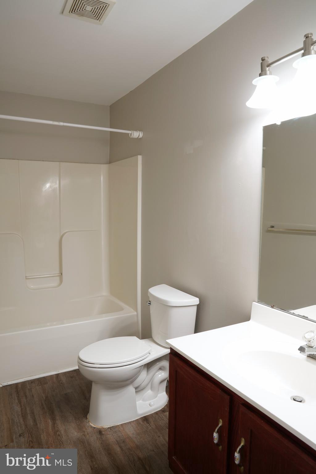 STEEPLE CHASE - Residential Lease