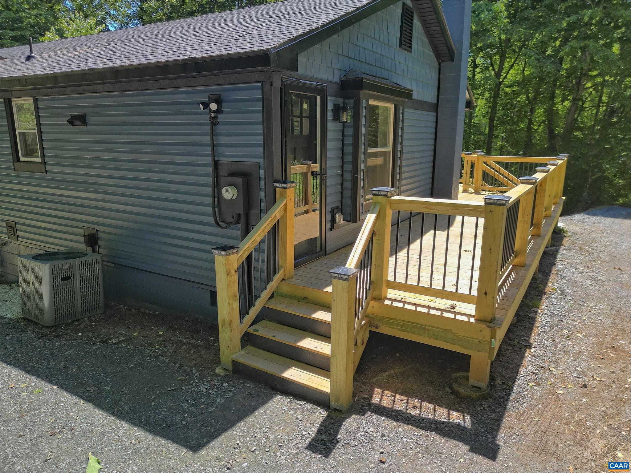TRAILSIDE - Residential