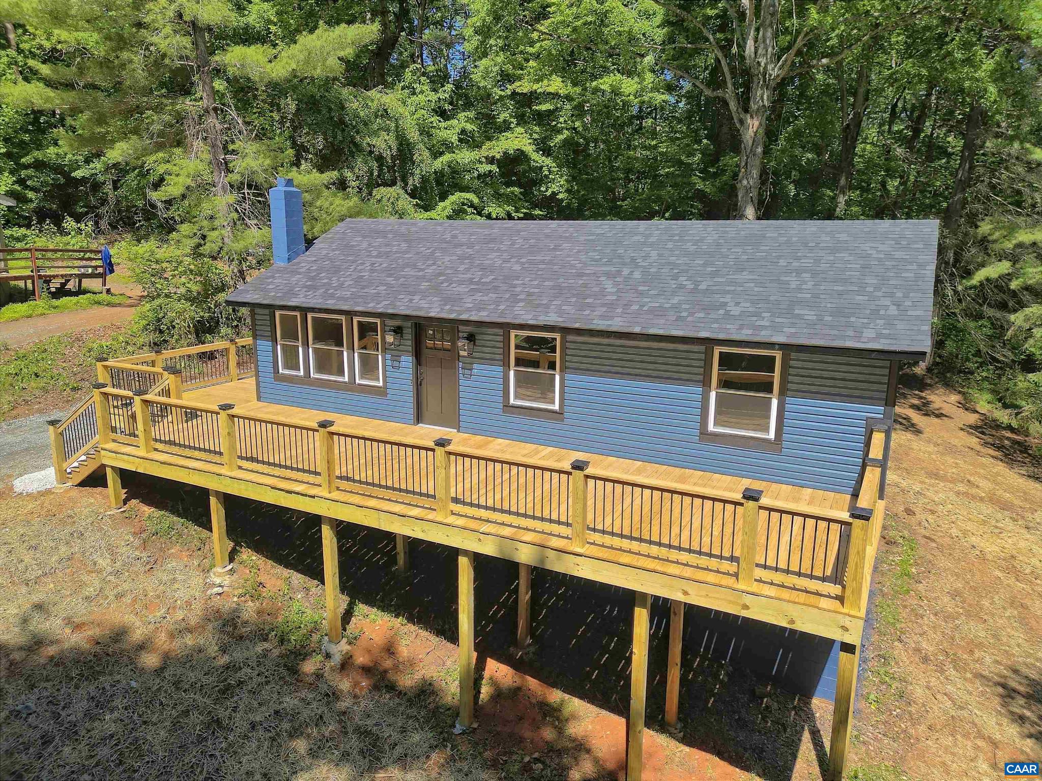 TRAILSIDE - Residential