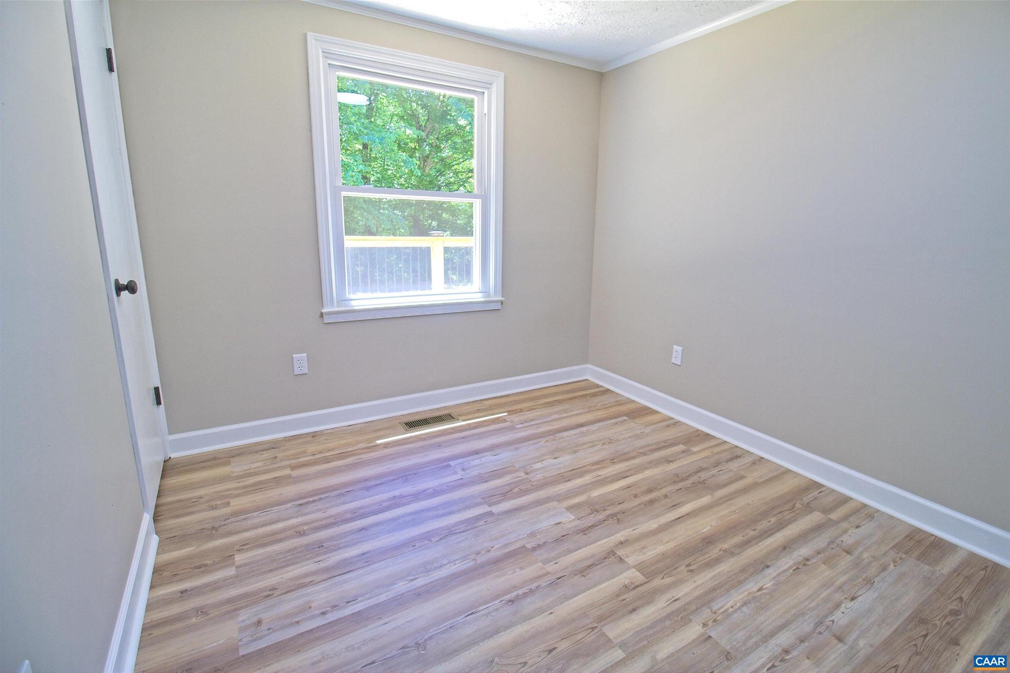 TRAILSIDE - Residential