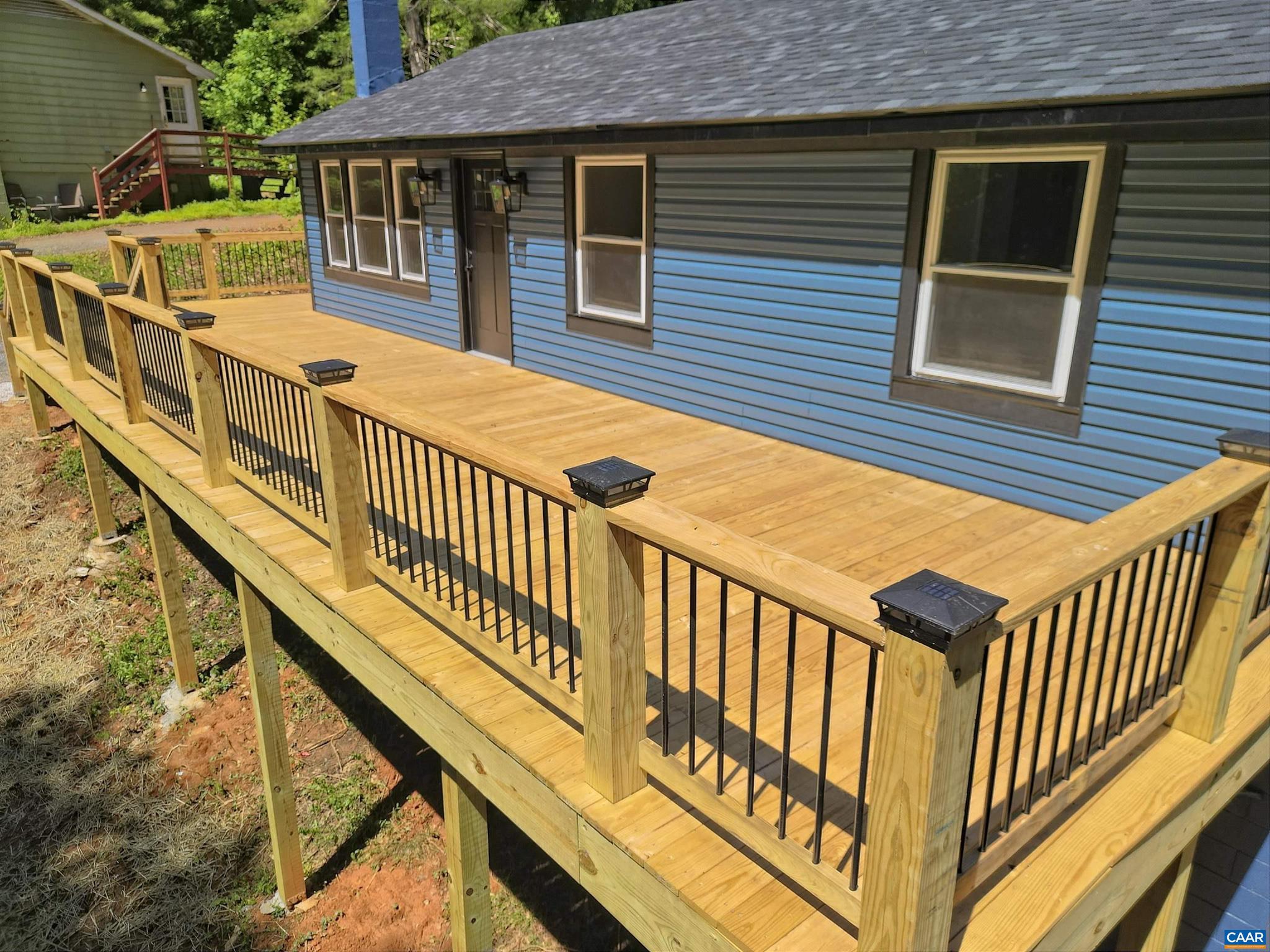 TRAILSIDE - Residential
