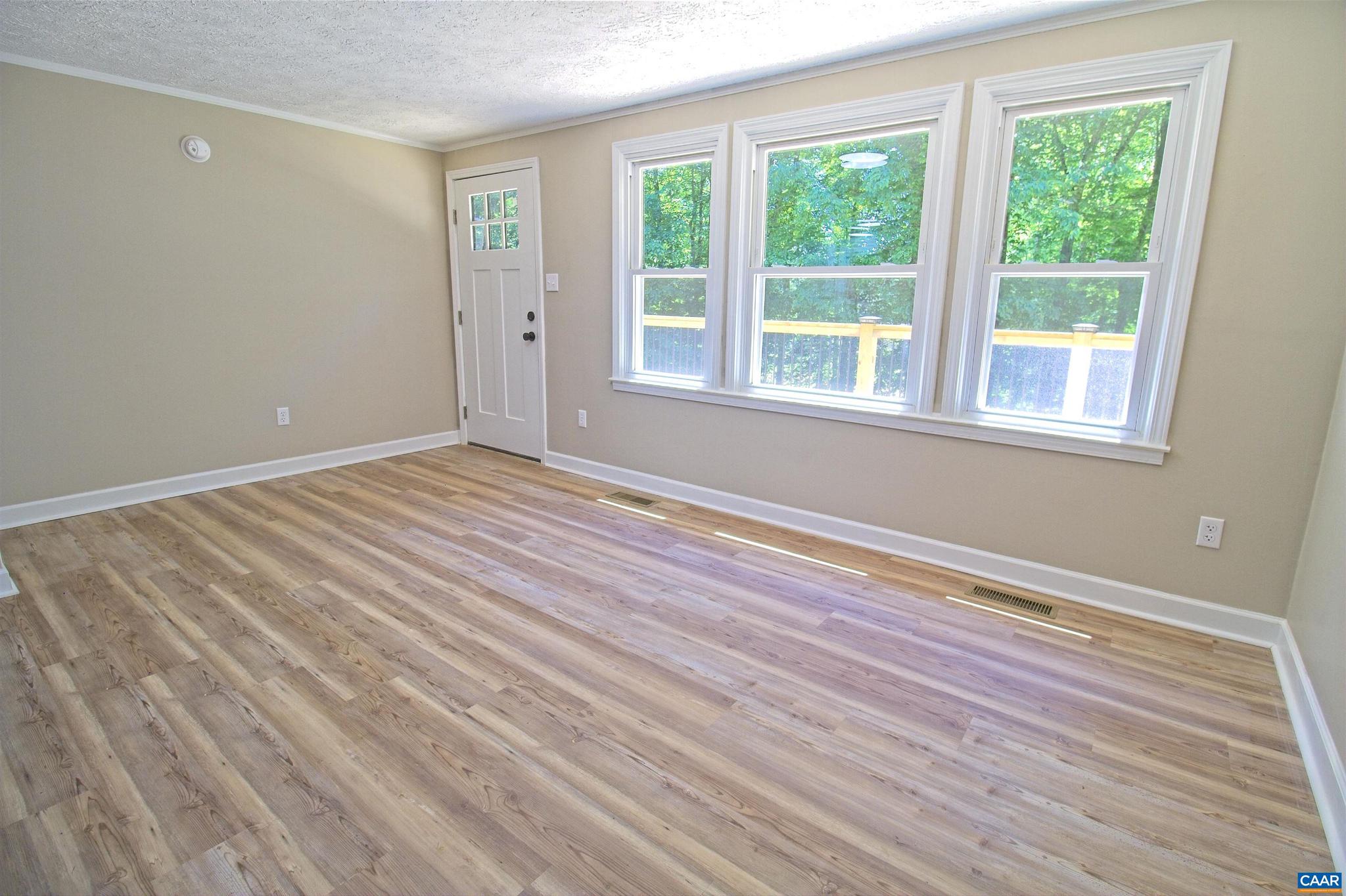 TRAILSIDE - Residential